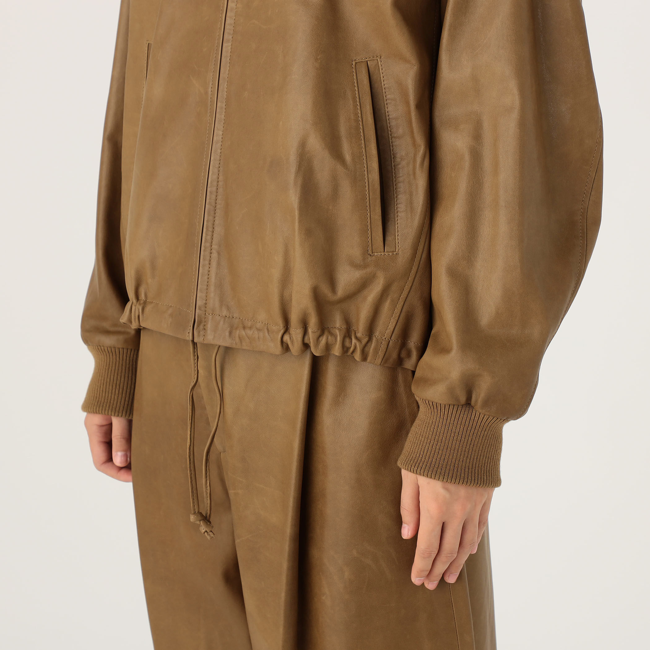 アンティークレザー ブルゾン｜トゥモローランド 公式通販