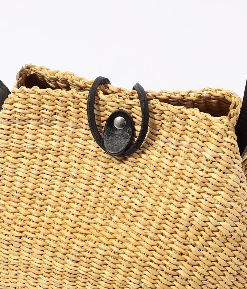 INES BRESSAND MINI SHELL Sculptural ショルダーバッグ INES BRESSAND MINI SHELL Sculptural ショルダーバッグ
