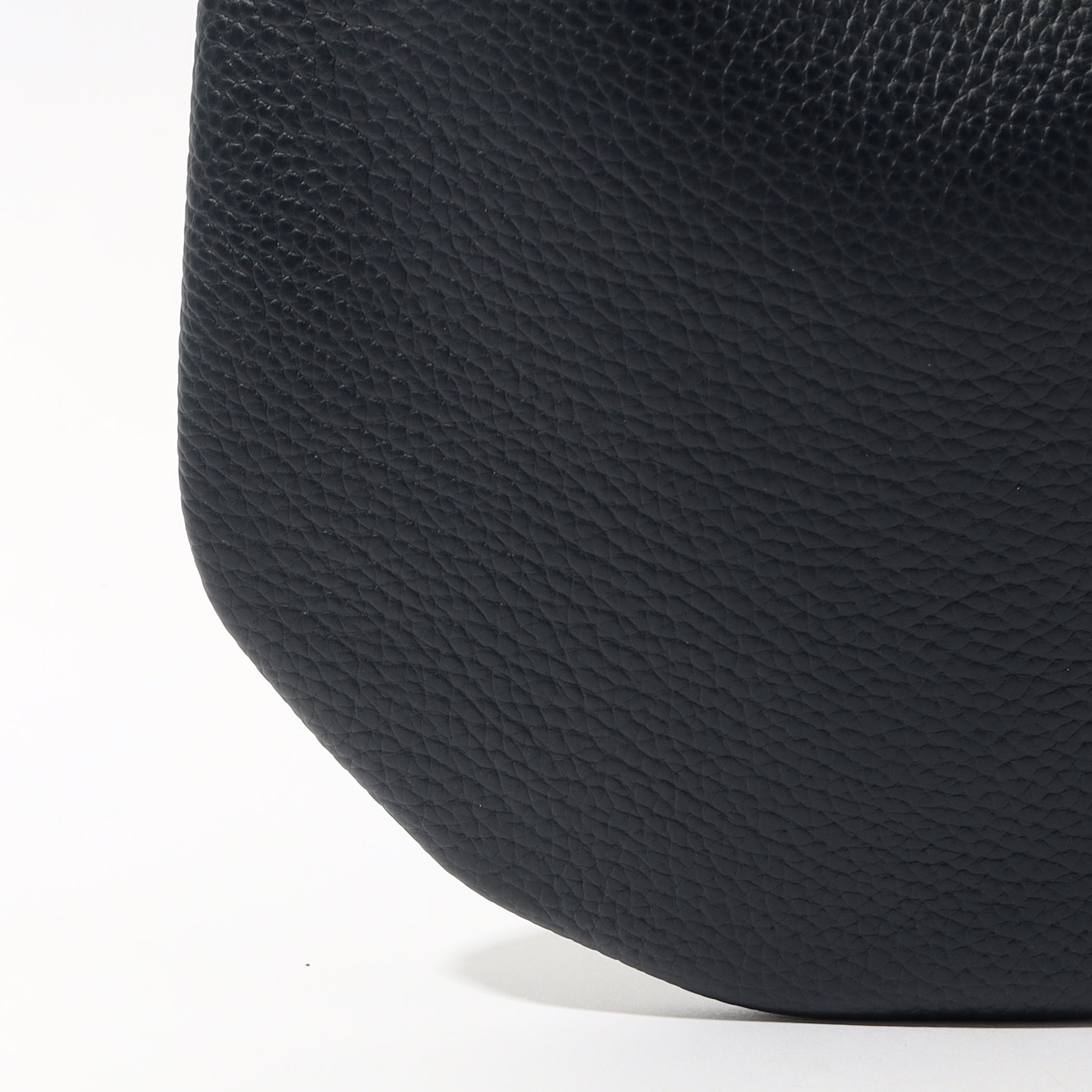 Hender Scheme one piece bag big｜トゥモローランド 公式通販