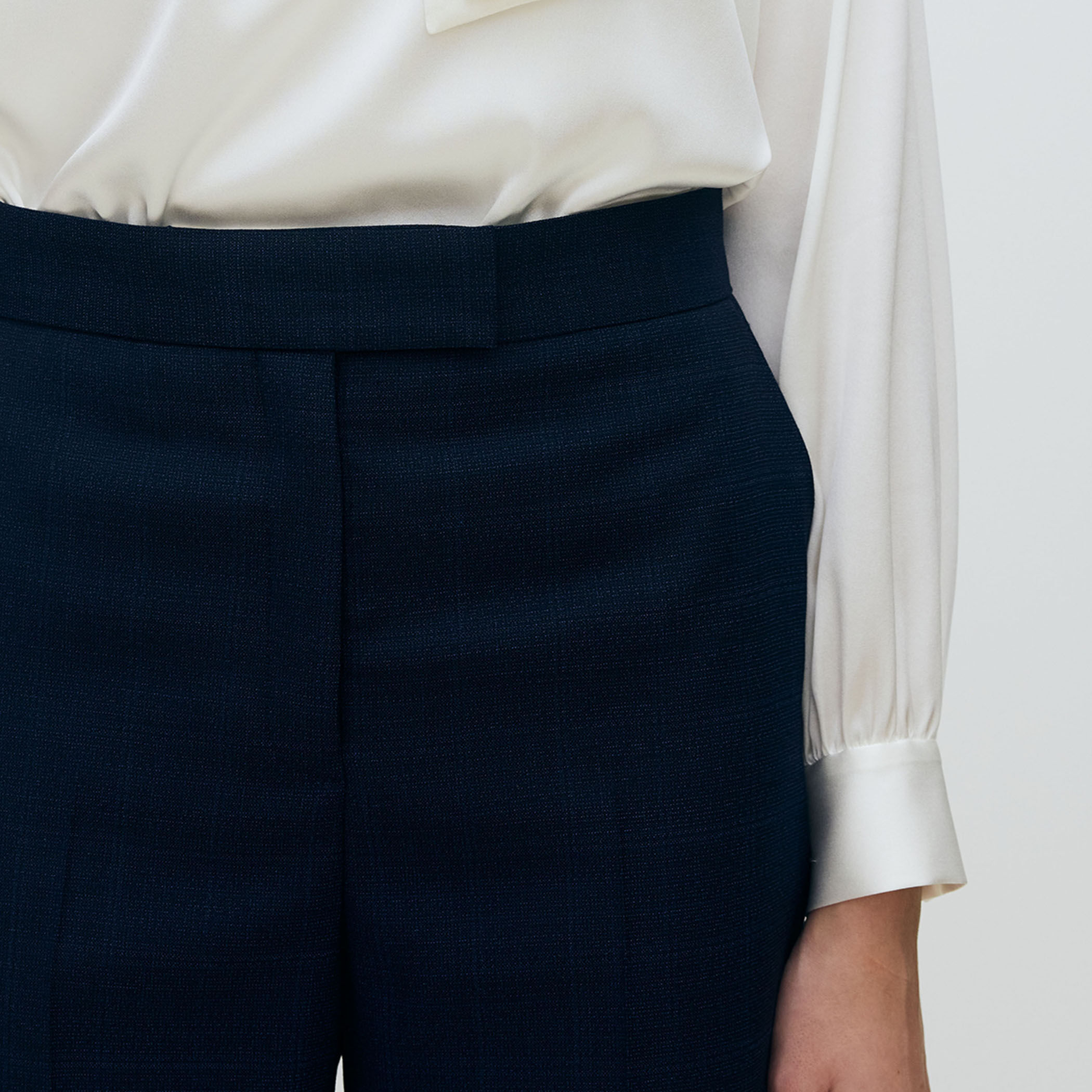 ZELANDER NATURAL STRETCH ストレートパンツ｜トゥモローランド 公式サイト