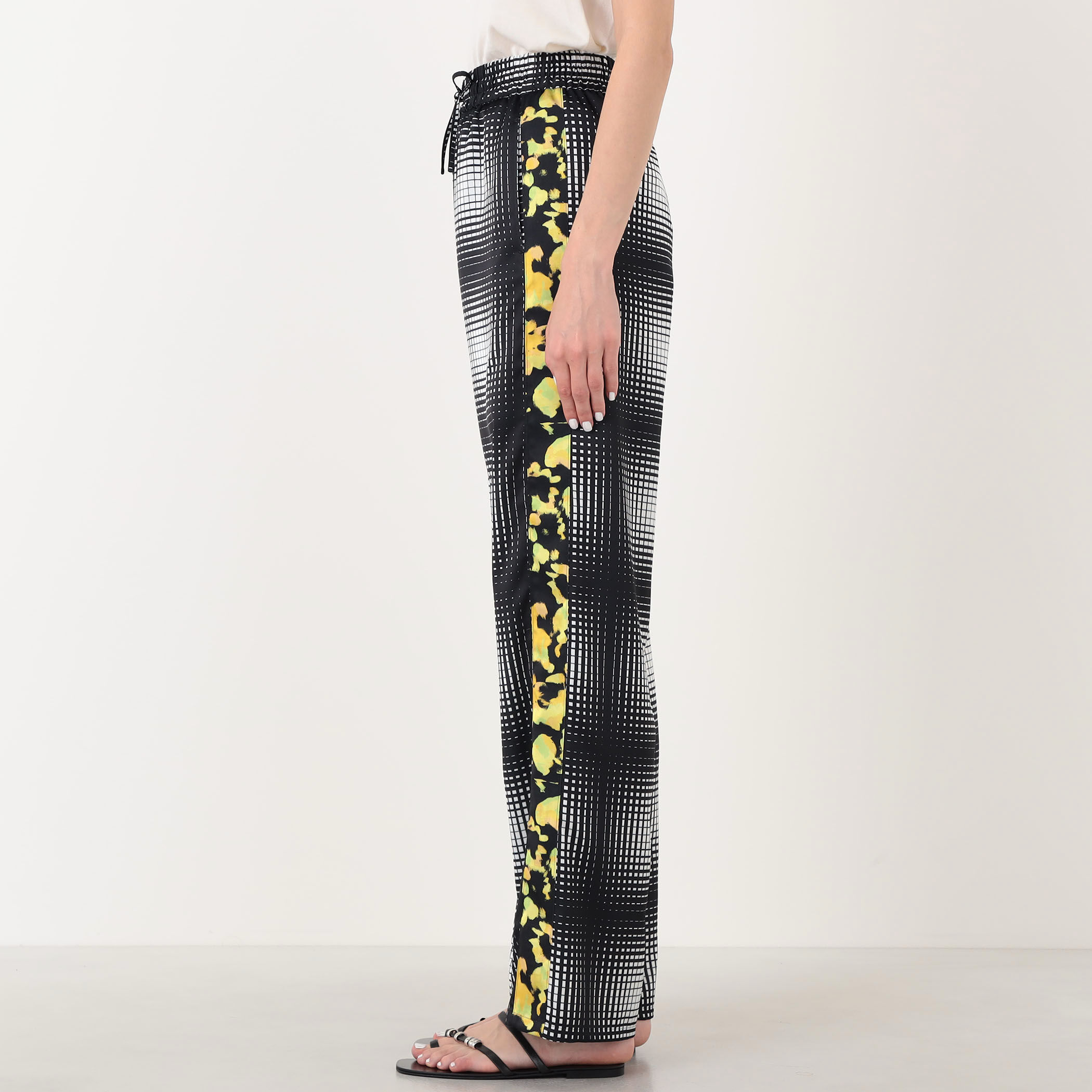 TELMA Printed Line Pants ラインパンツ｜トゥモローランド 公式サイト