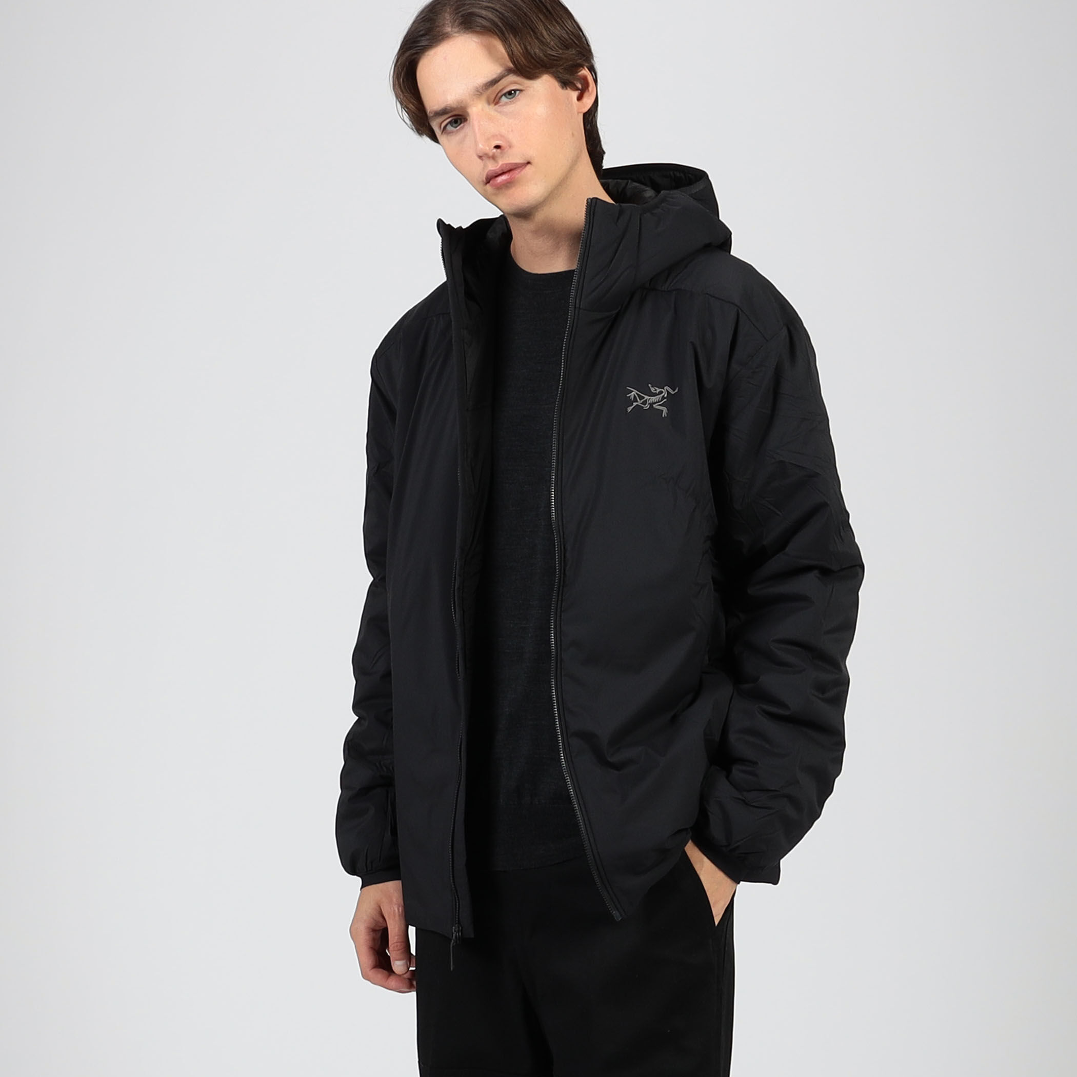 Arc'teryx ATOM SV HOODY M ナイロンブルゾン｜トゥモローランド 公式