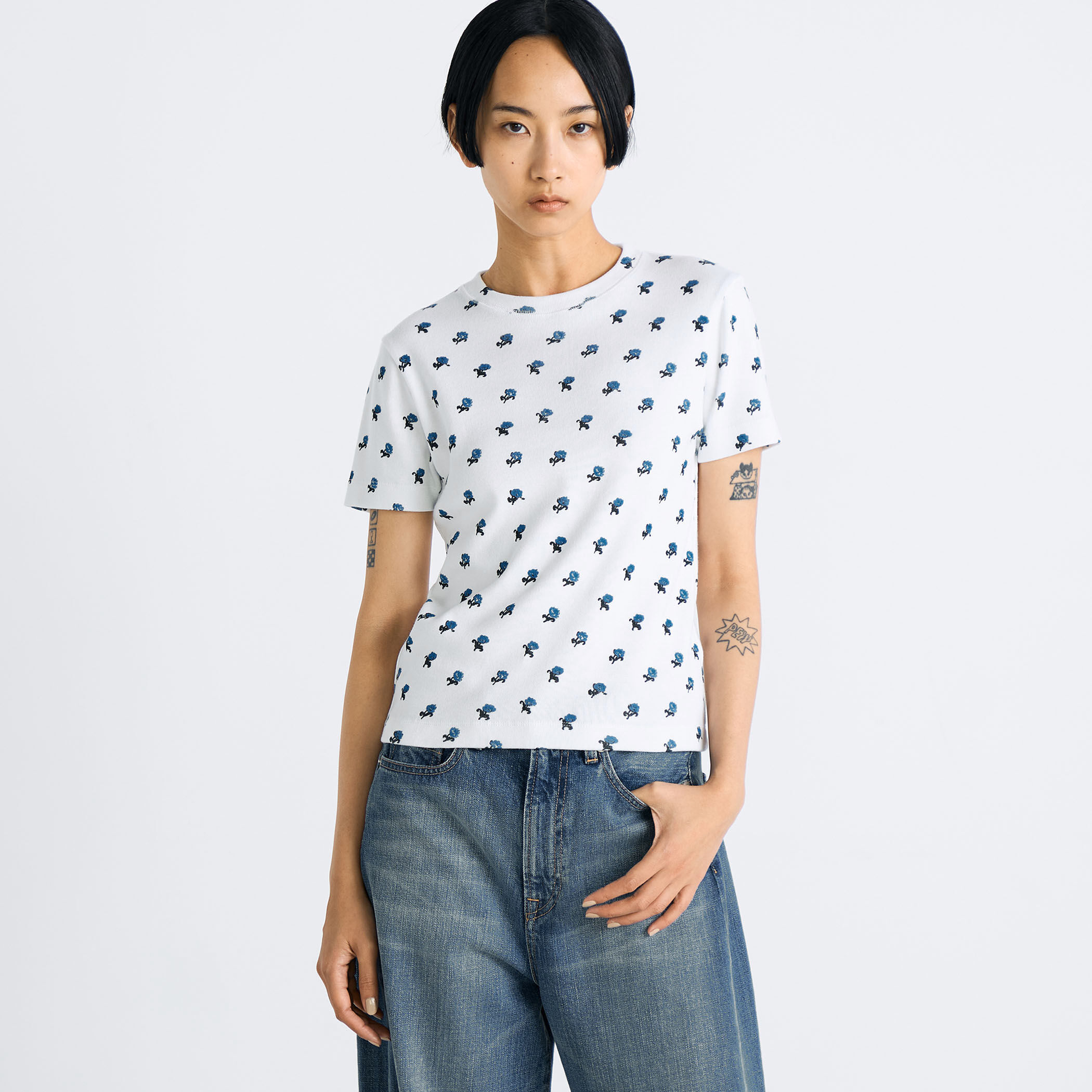 フラワープリント レイヤードブラウンTシャツ ユニセックス) フラワープリント半袖Tシャツ | ファッション通販