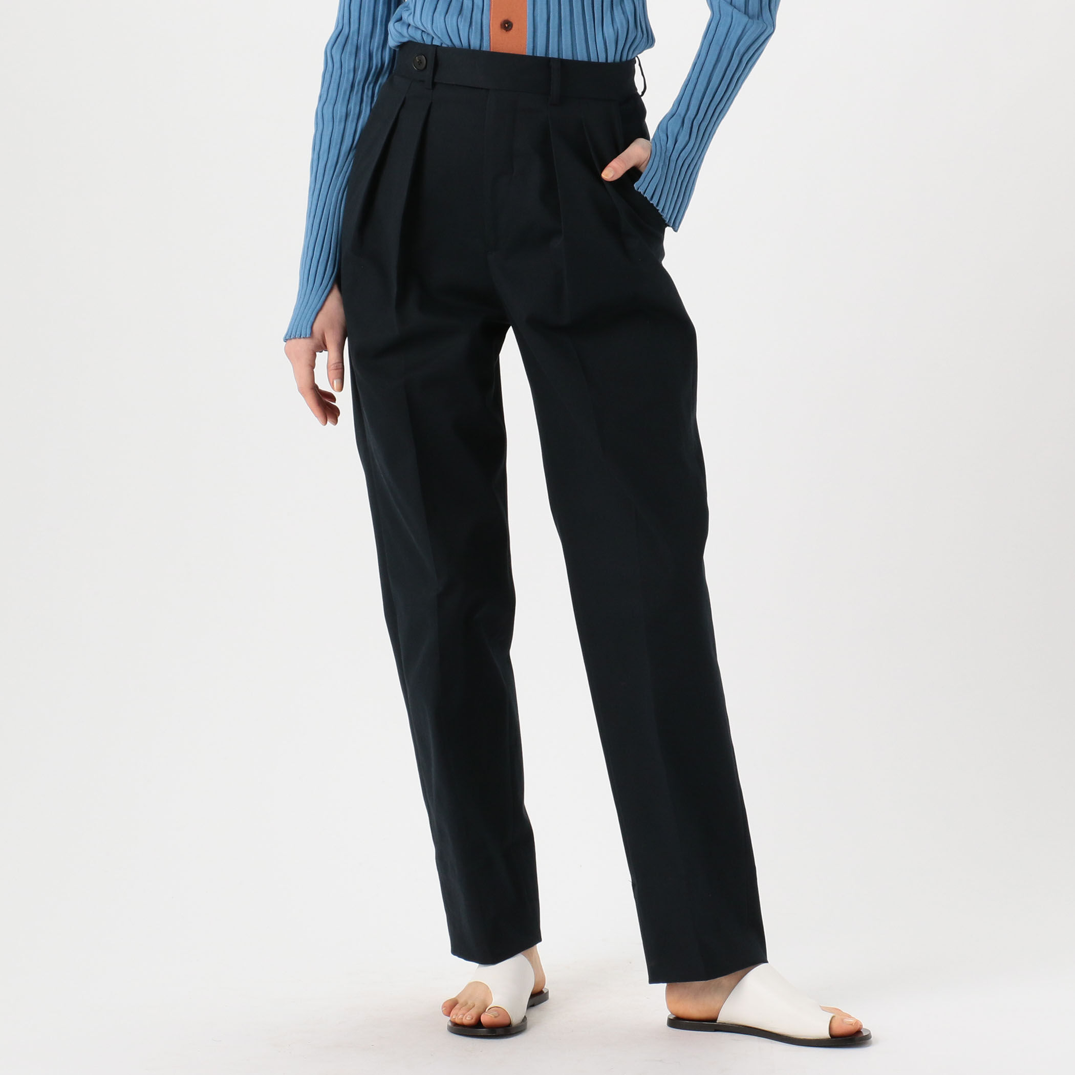 コットンチノ フロントタックパンツ｜トゥモローランド 公式通販