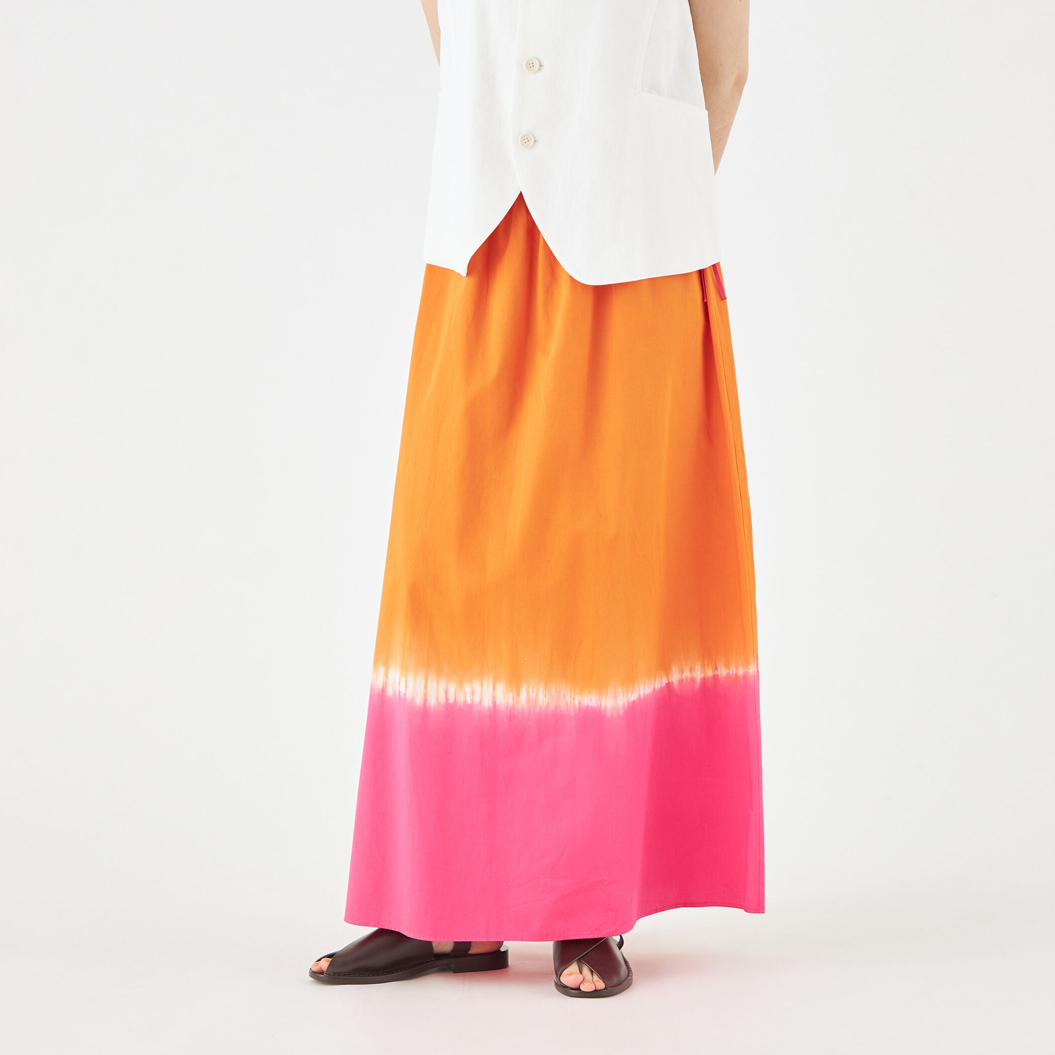 ディップダイ ギャザーマキシスカート｜トゥモローランド 公式通販