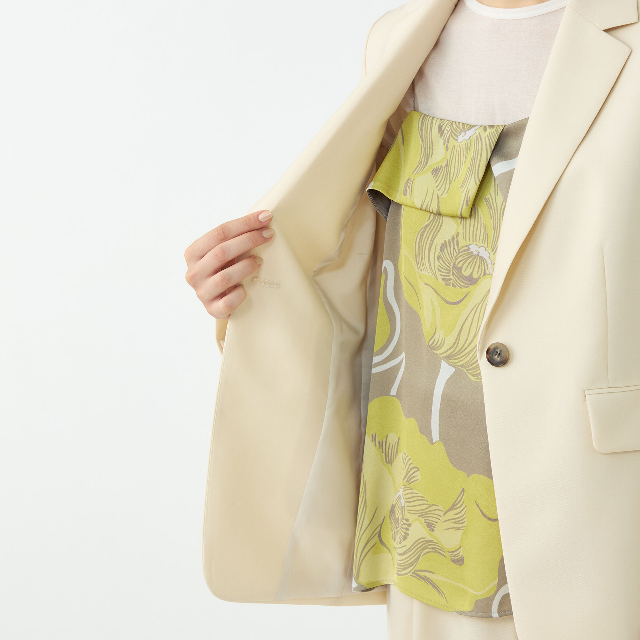 ハイツイストビエラ 1Bテーラードジャケット｜トゥモローランド 公式通販