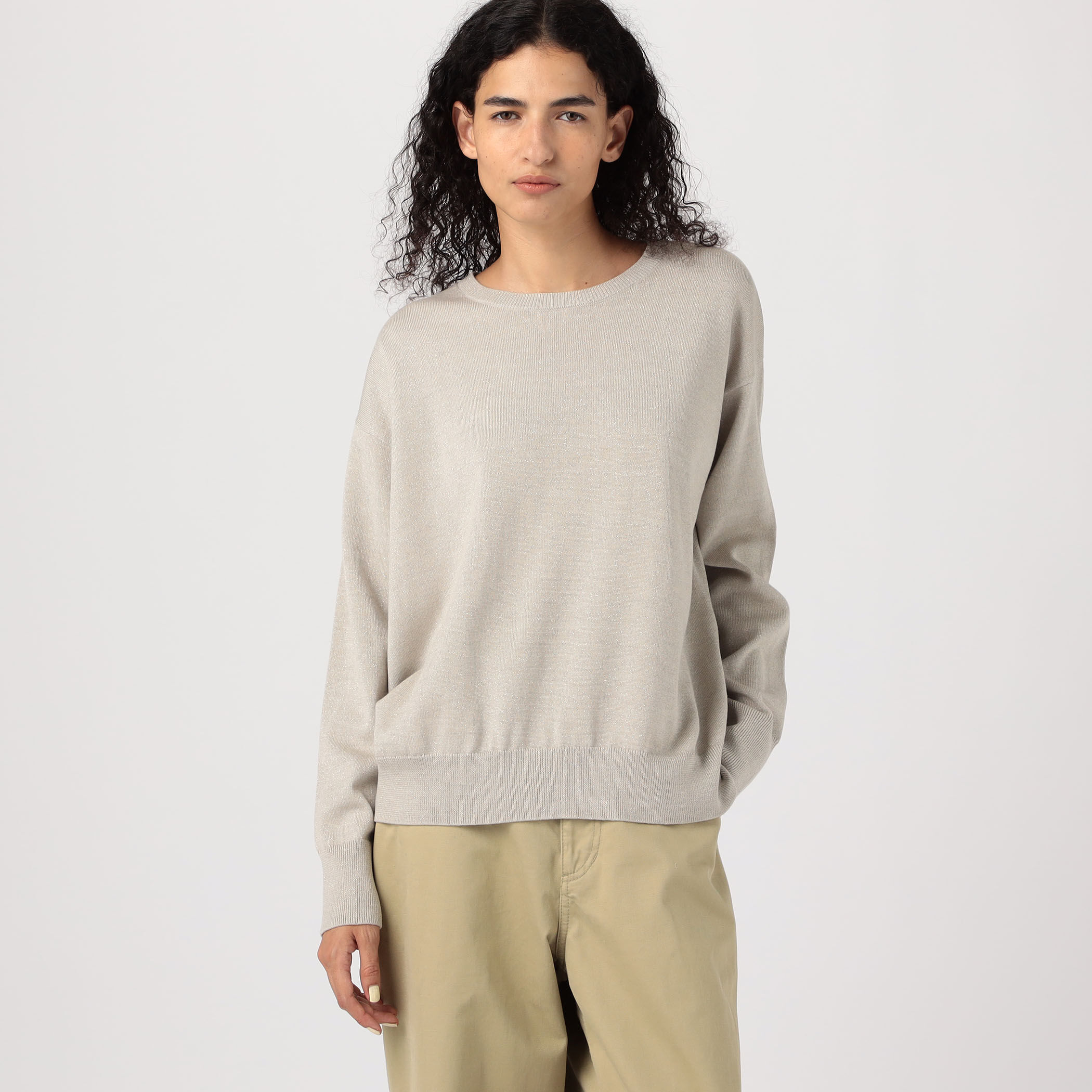 ウーステッドウール ラウンドネックプルオーバー｜トゥモローランド