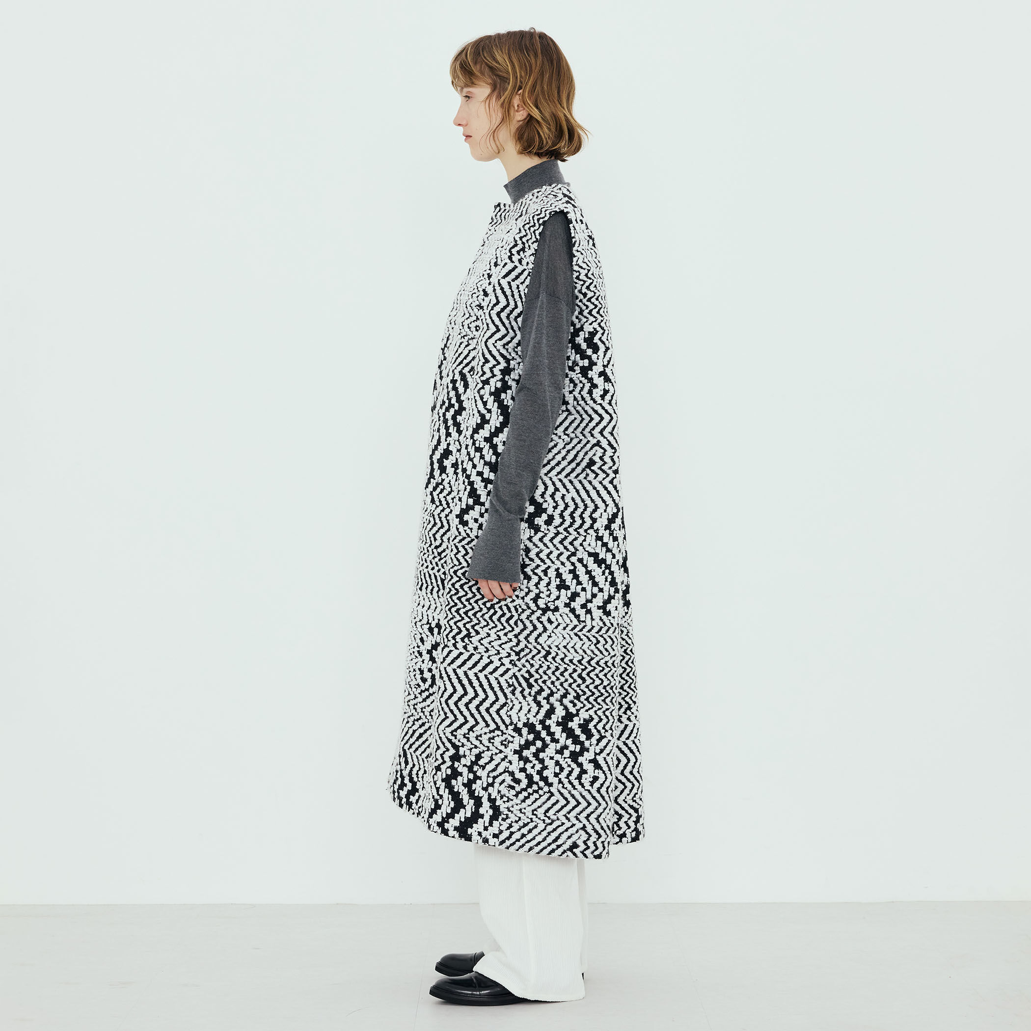 モノトーンジャカード ロングジレ｜トゥモローランド 公式通販