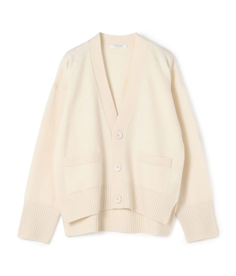 ■NZ LAMB 9G  Vネックカーディガン