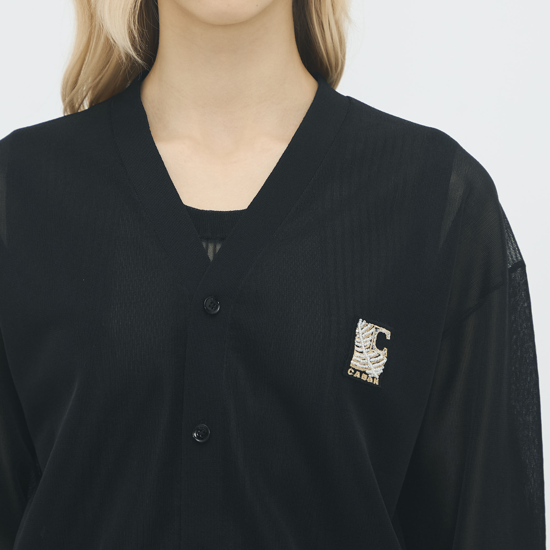 シアーナイロン Vネックカーディガン｜トゥモローランド 公式通販