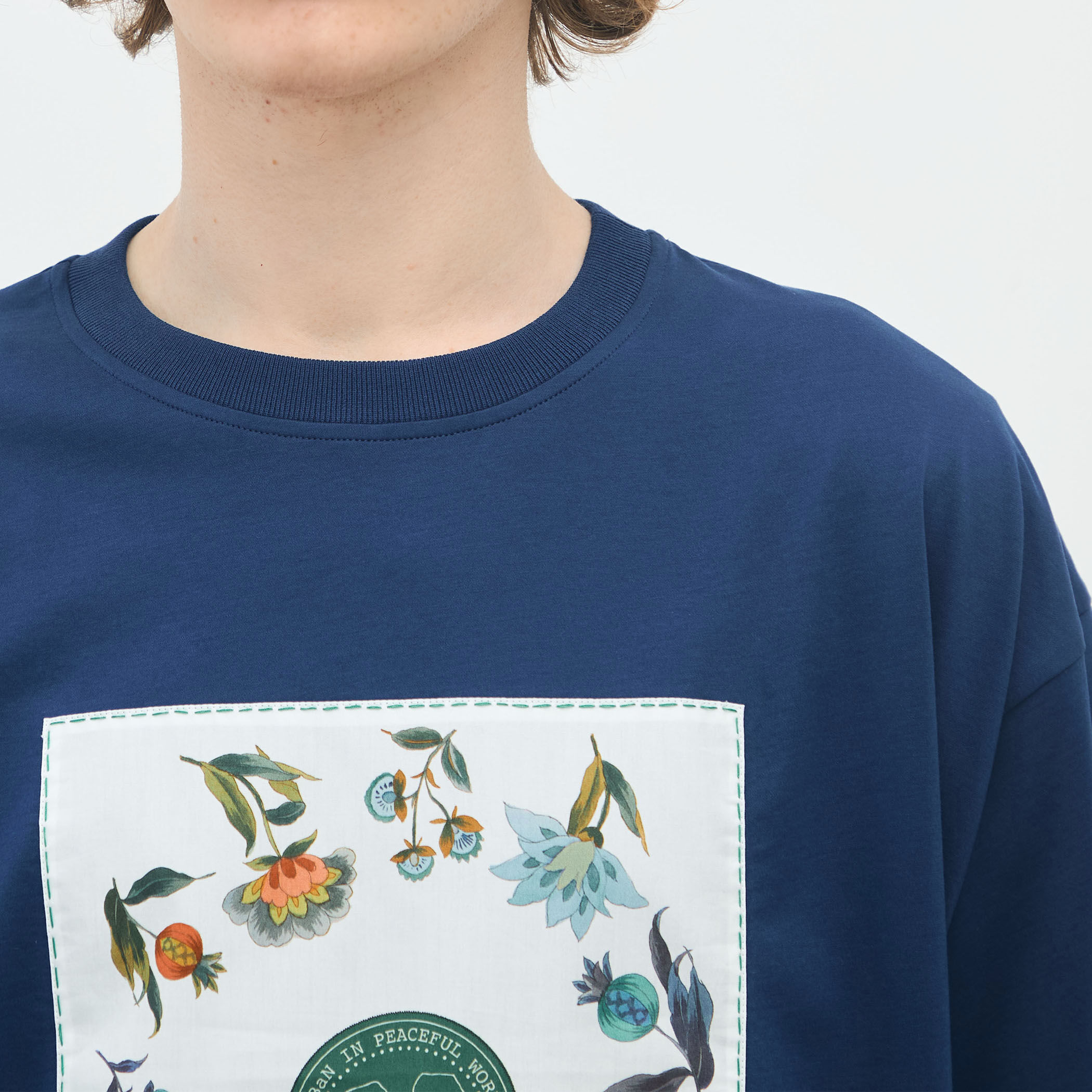 CABaN スビンコットン フラワーサークルプリントTシャツ