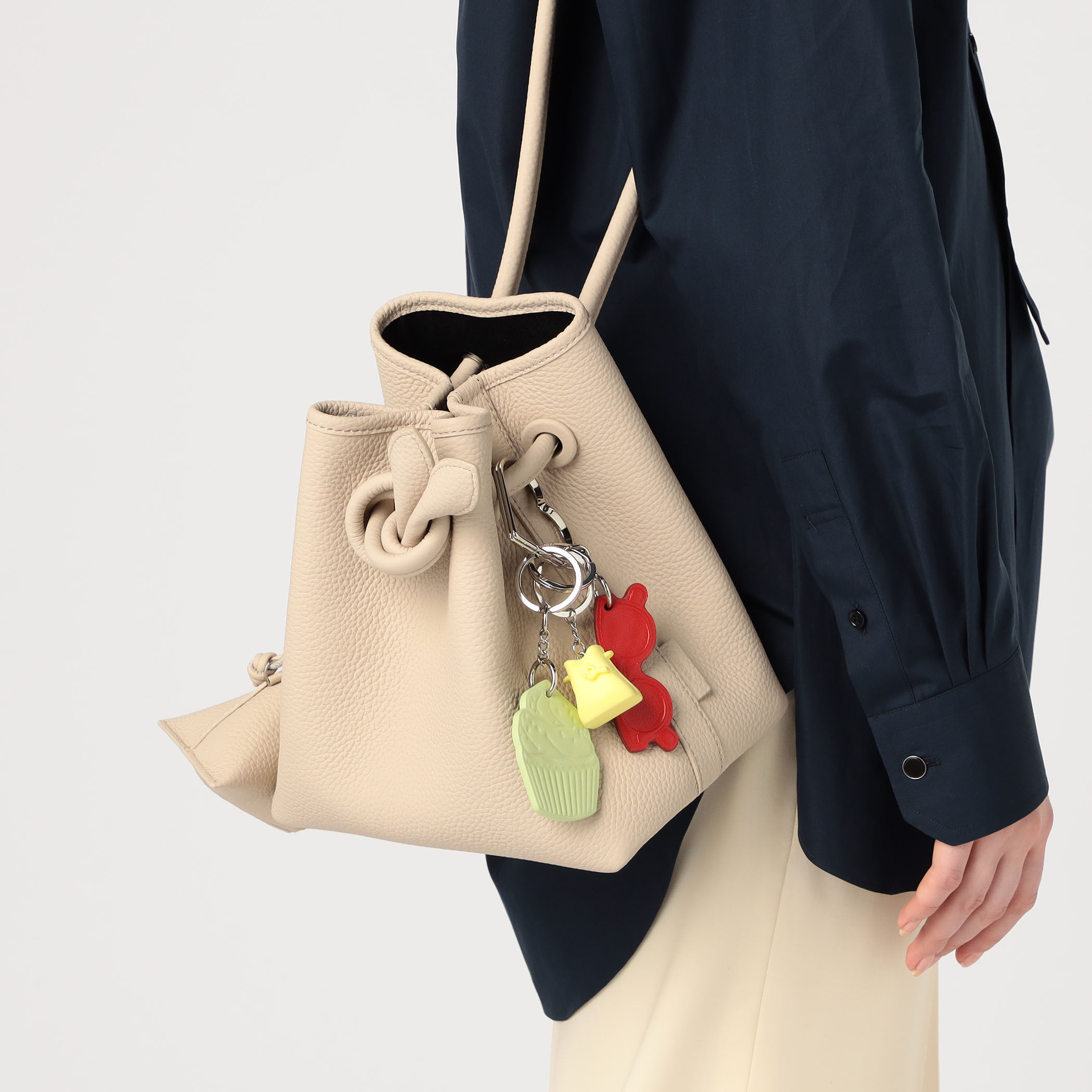 別注】VASIC チャームセット｜トゥモローランド 公式通販