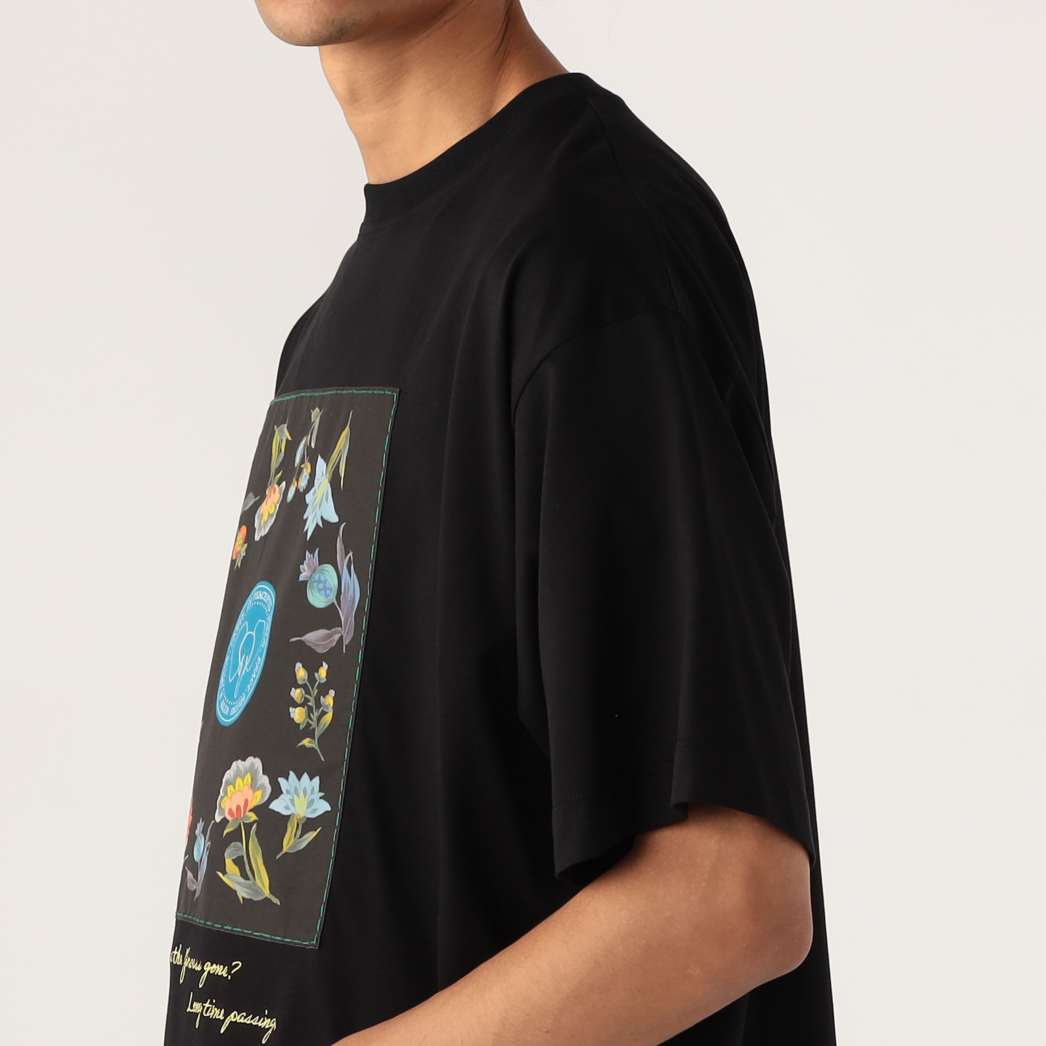 caban（キャバン）の「CABaN スビンコットン パレルモフラワープリントTシャツ（Tシャツ/カットソー）」 - WEAR