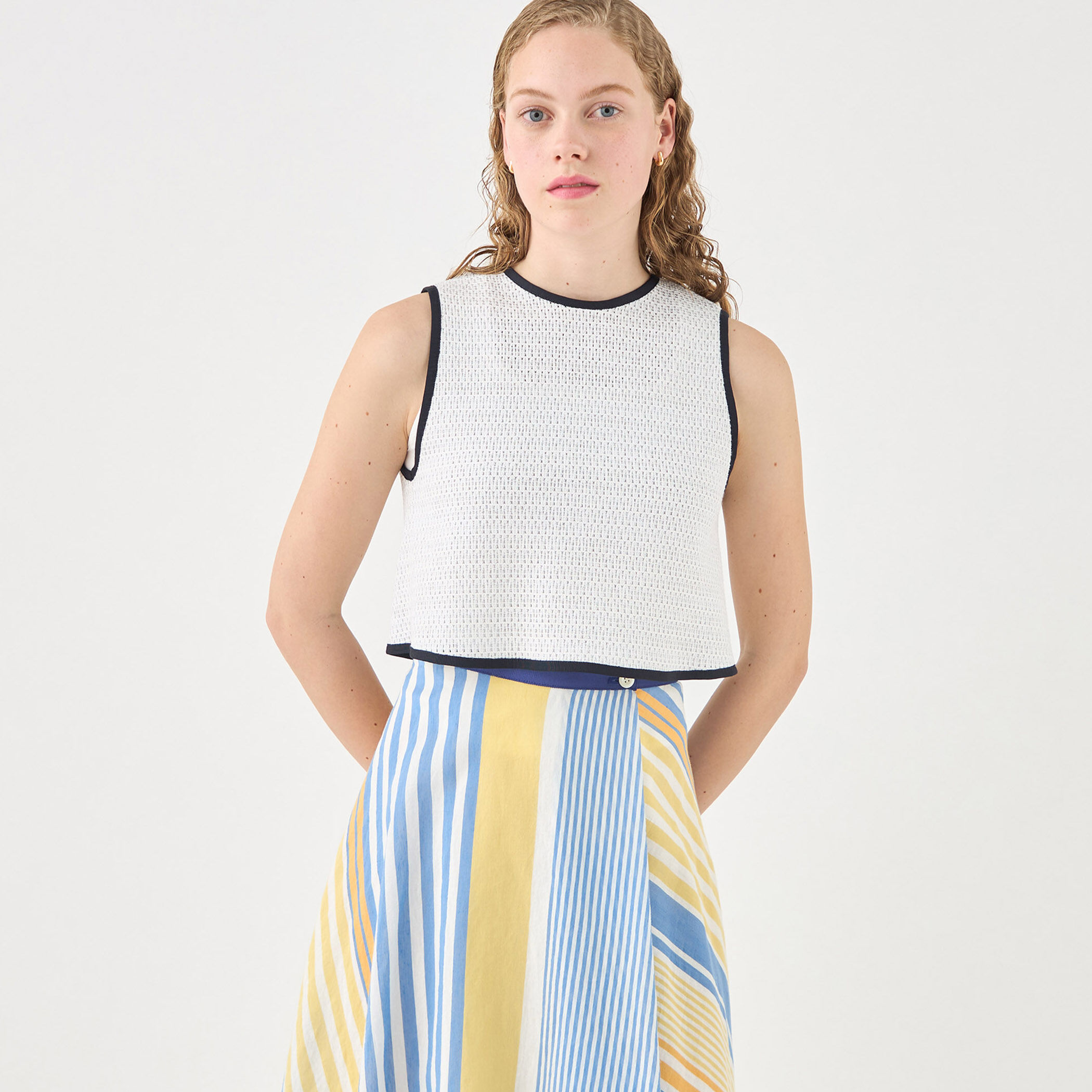 トゥモローランド　シルバーネットクロス フロンタブルトップス　24SS　完売品 シルバーネットクロス フロンタブルトップス｜トゥモローランド