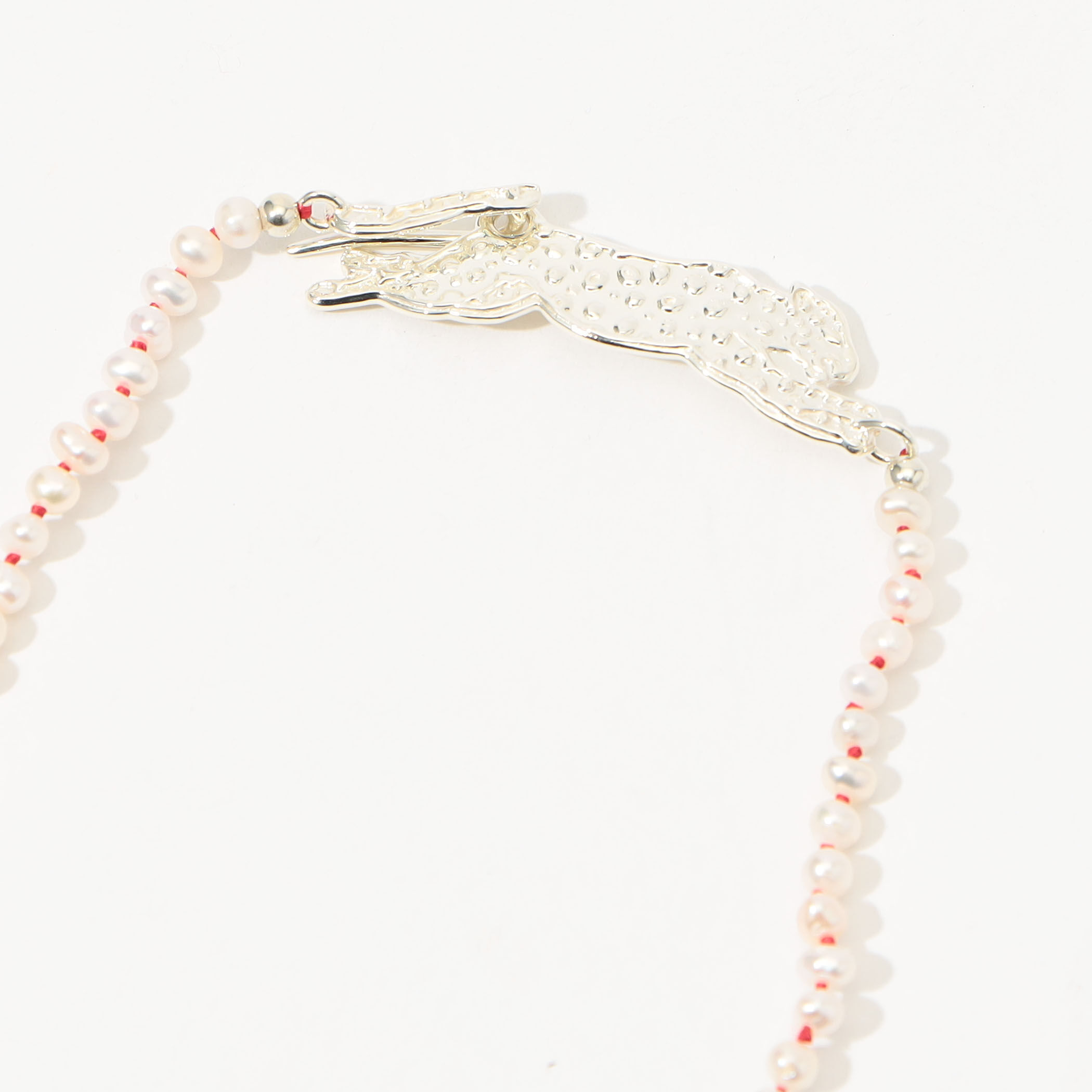 PALA LEOPARD HOOK TINY P パールネックレス｜トゥモローランド 公式サイト