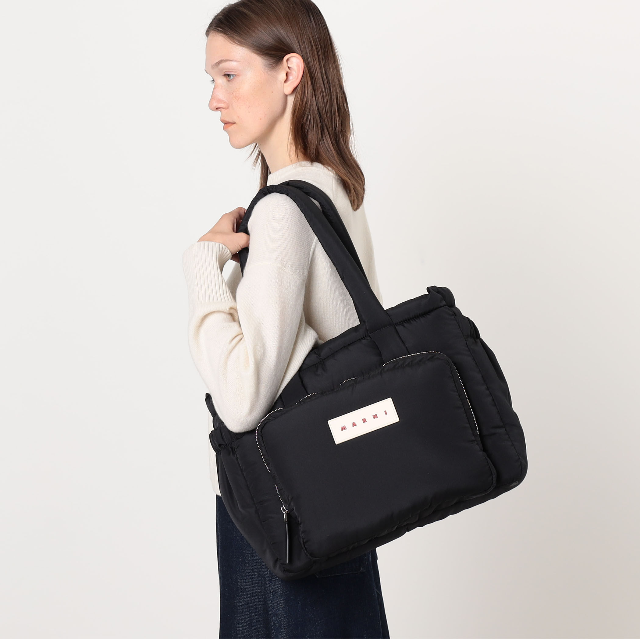 MARNI BOSTON ブラック Puff E/W トートバッグ｜トゥモローランド 公式