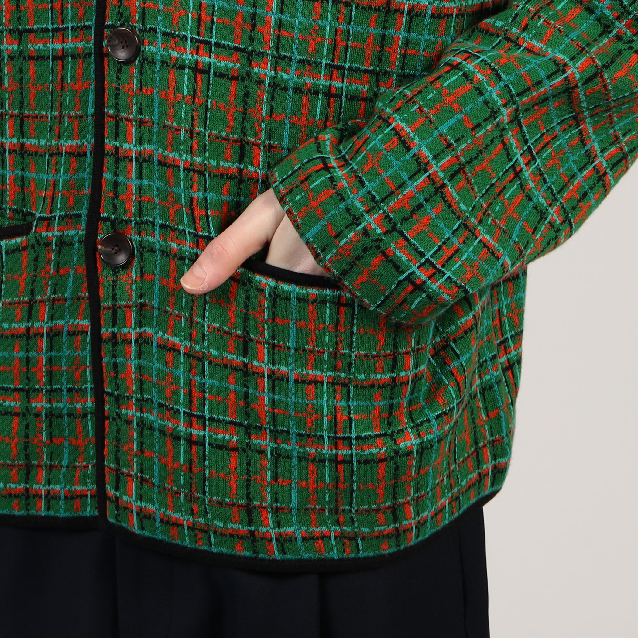 新品CABaNキャバンコットンカシミアチェックジャケット caban（キャバン）の「CABaN コットンカシミヤチェックジャ