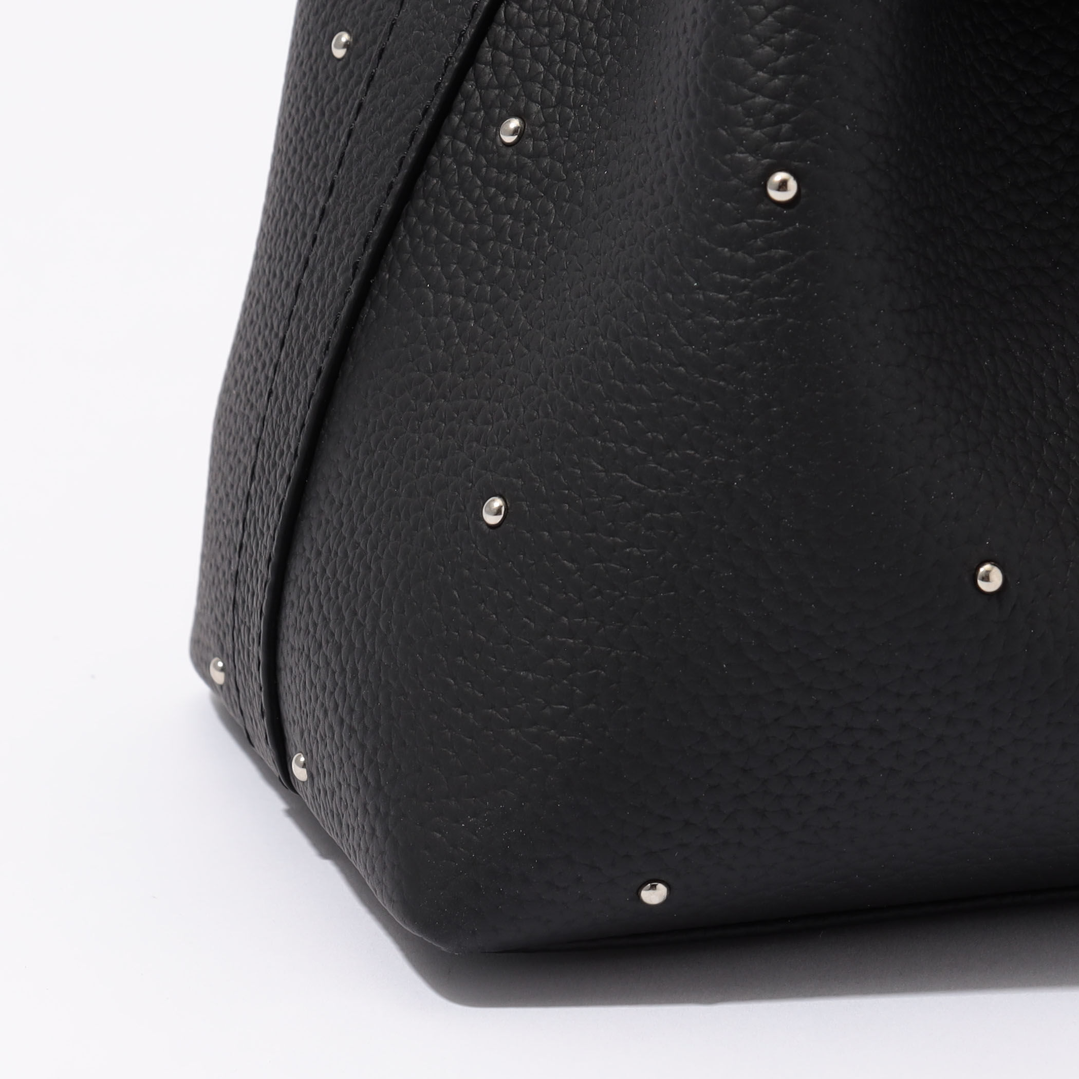 別注】VASIC BOND MINI STUDS バッグ｜トゥモローランド 公式サイト