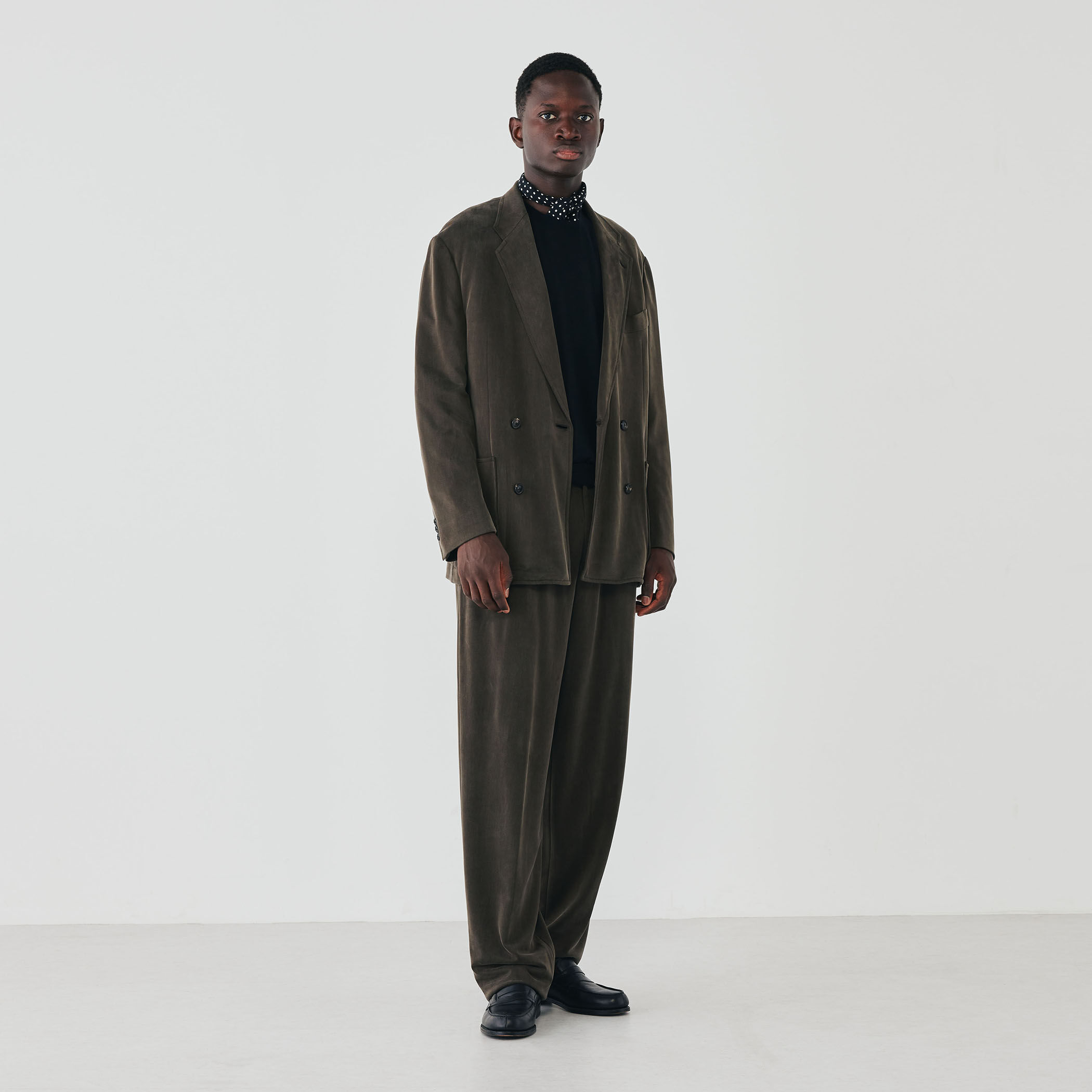 ポリエステルナイロンキュプラ ダブルブレステッド4Bジャケット