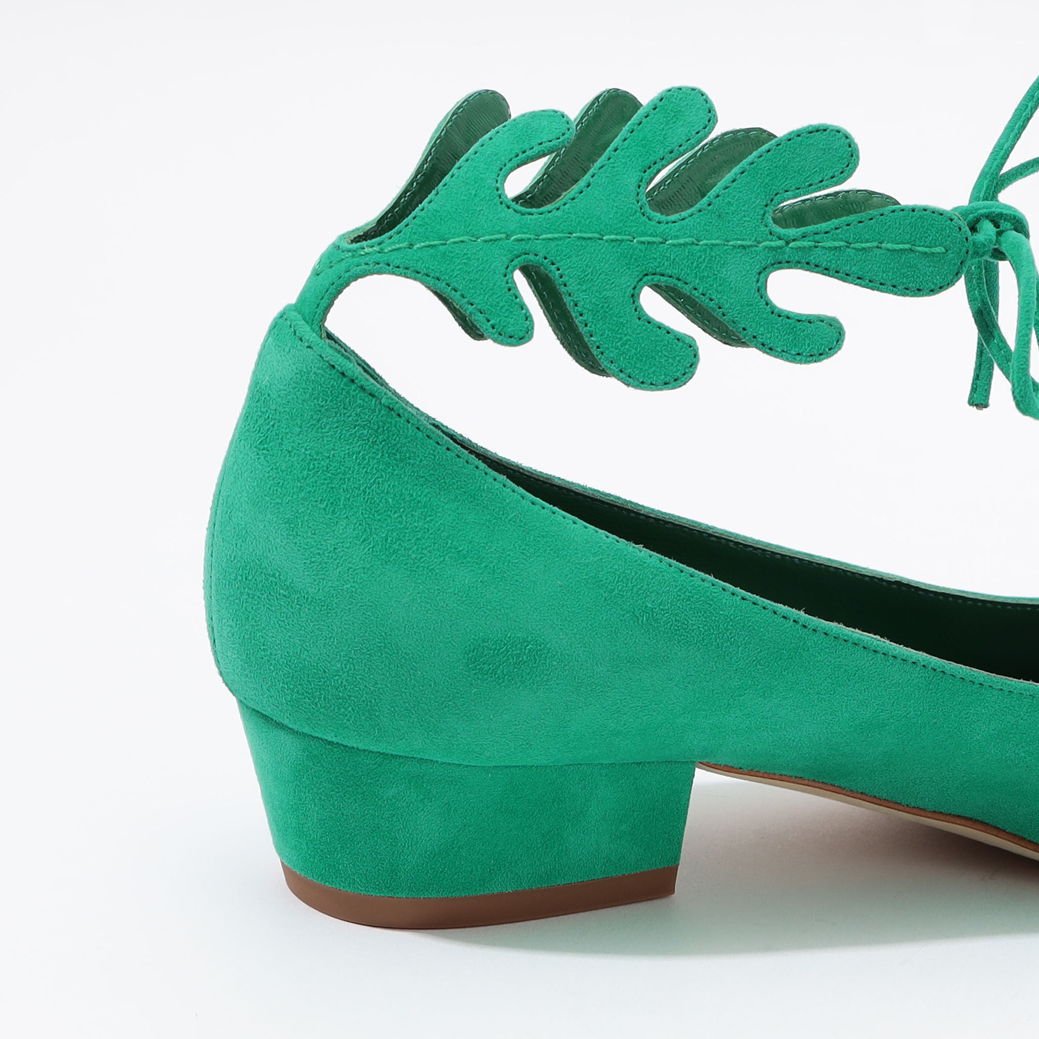 MANOLO BLAHNIK FLORETE スエードパンプス｜トゥモローランド