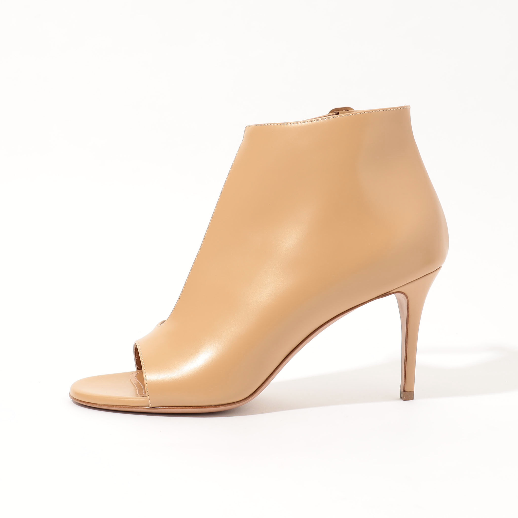 PELLICO COVERD MULE ブーティサンダル｜トゥモローランド 公式サイト