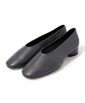 Aeyde DELIA ナッパレザー ローヒールパンプス