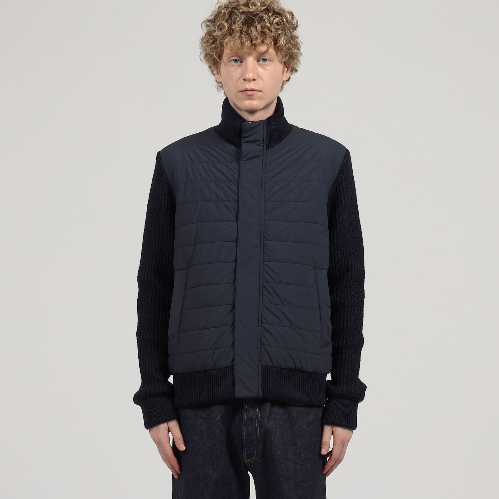 [ちさと]新品　未使用品　Herno ダークネイビー　ブルゾン ヘルノ / HERNO / スタンドカラー ブルゾン / 軽量 / 撥水 / GI000518U