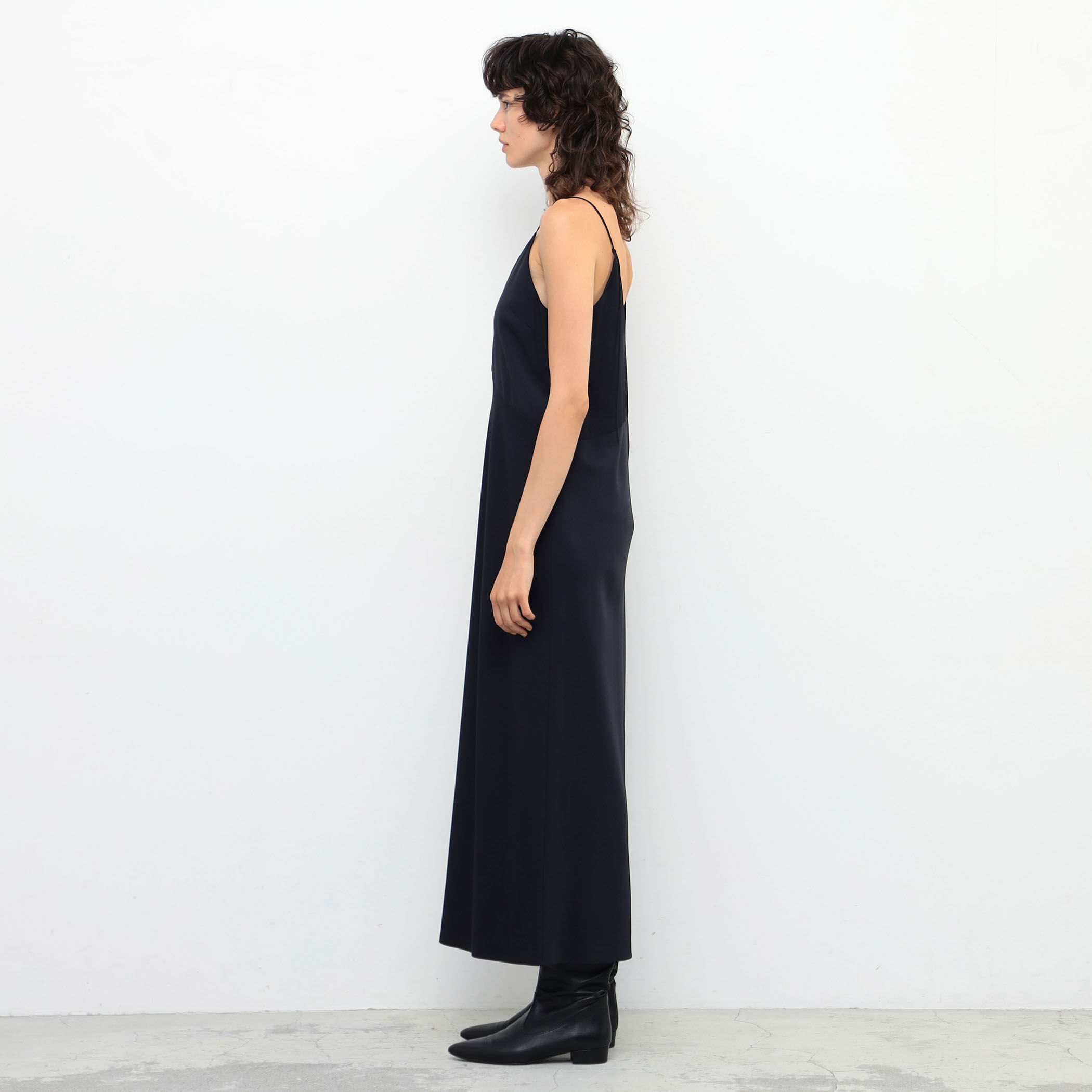 TOMORROWLAND BACCA キャミソールワンピース 36 ネイビー TOMORROWLAND BACCA キャミソールワンピース 36 ネイビー ビス