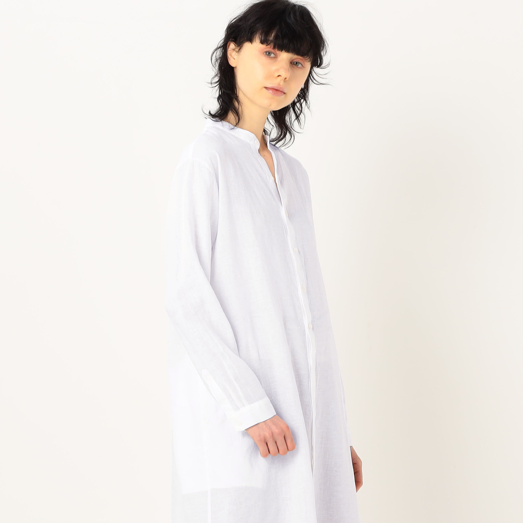 美品 トゥモローランド マカフィー 定価2,3万 白のシャツワンピース B362 美品 トゥモローランド マカフィー 定価2,3万 白のシャツ