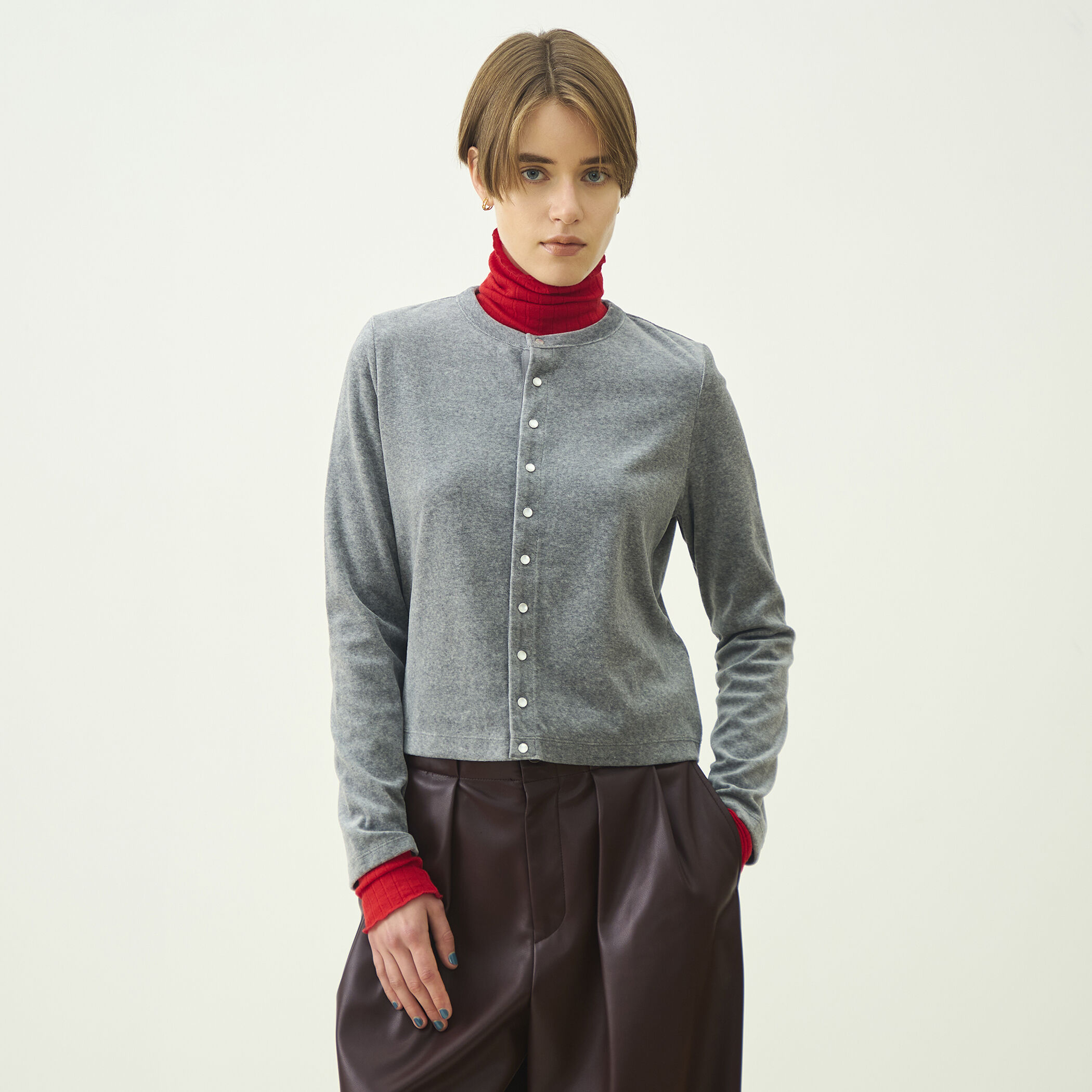 maison de Dolce. ベロアカーディガン【gray】 コットンポリエステルベロア クルーネックカーディガン