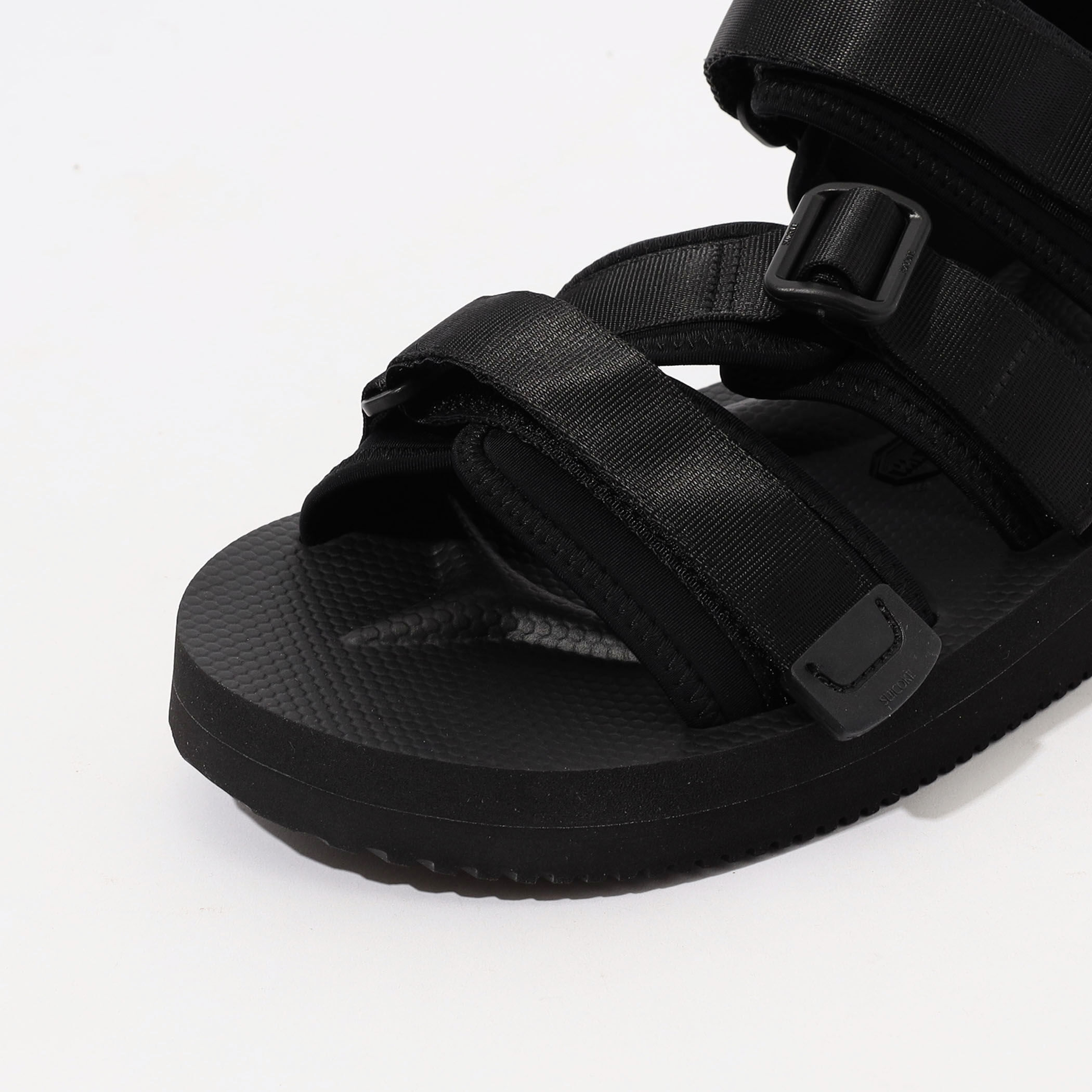 SUICOKE KISEE-Vab-soft サンダル｜トゥモローランド 公式通販