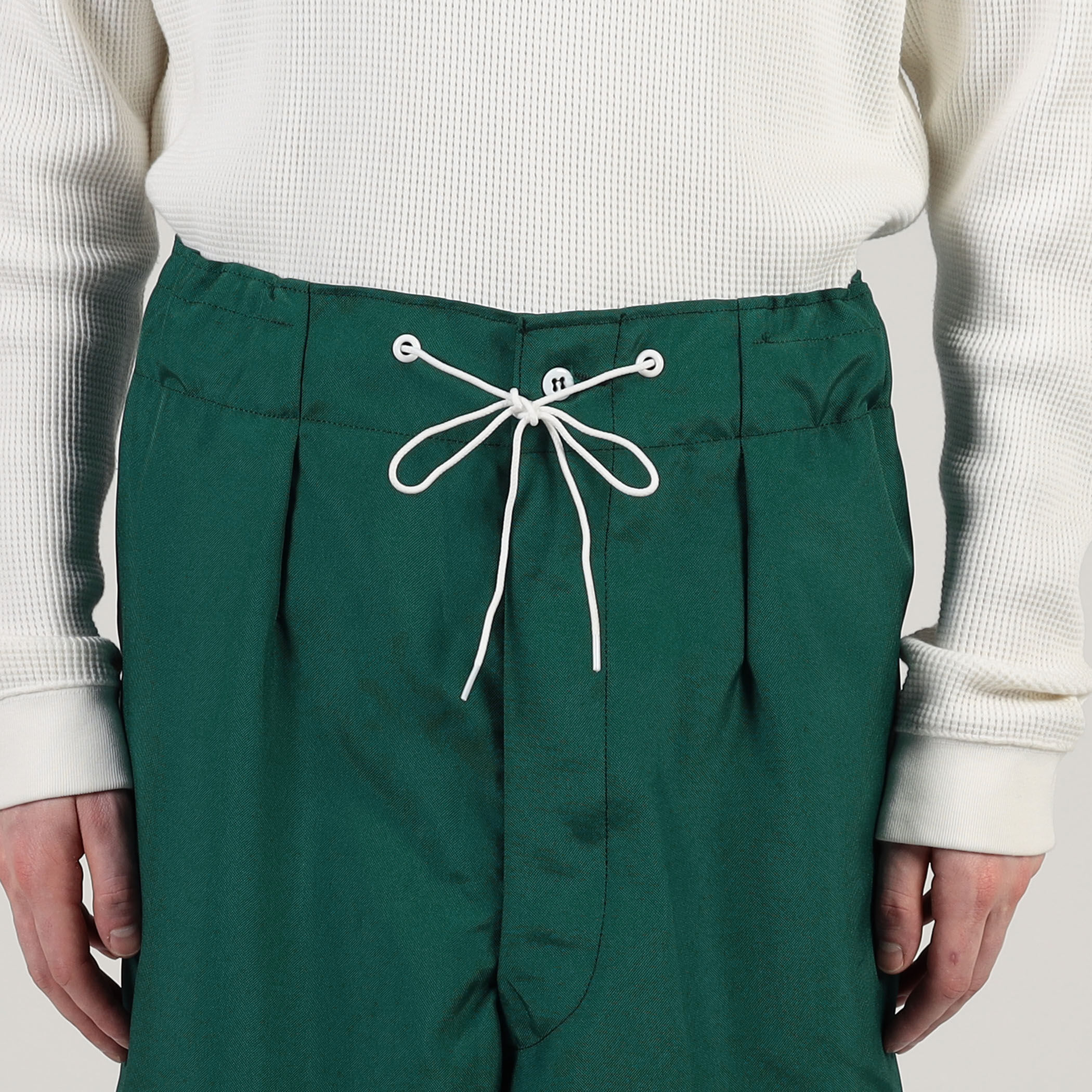 TUKI POLYESTER CANVAS オーバーパンツ|トゥモローランド 公式通販 TUKI POLYESTER CANVAS オーバーパンツ|トゥモローランド 公式通販