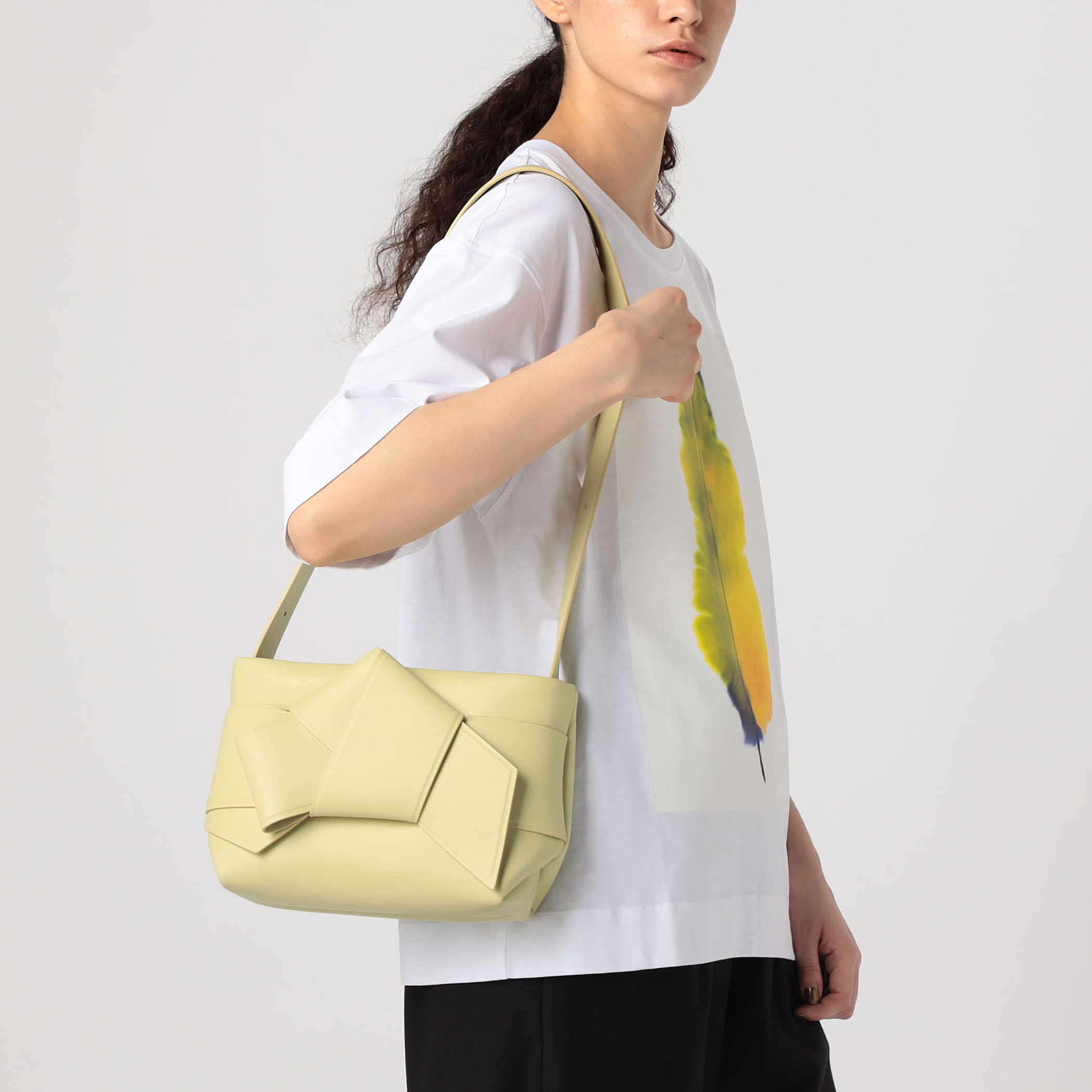 Acne Studios ムスビ ミニショルダー バッグ 2way イエロー Acne Studios ムスビ ミニショルダー バッグ 2way イエロー