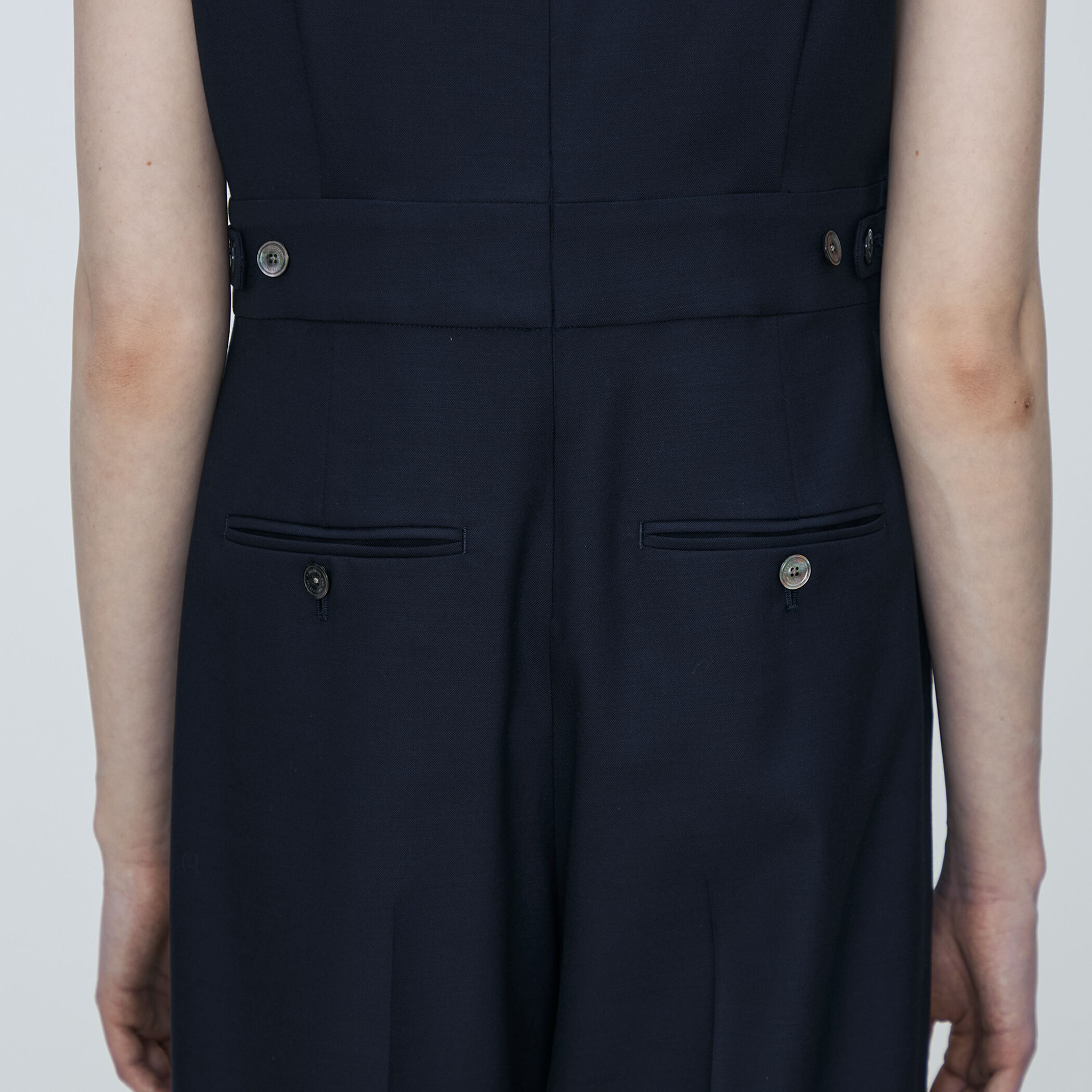 シャイニーシャーク コンビネゾン｜トゥモローランド 公式通販