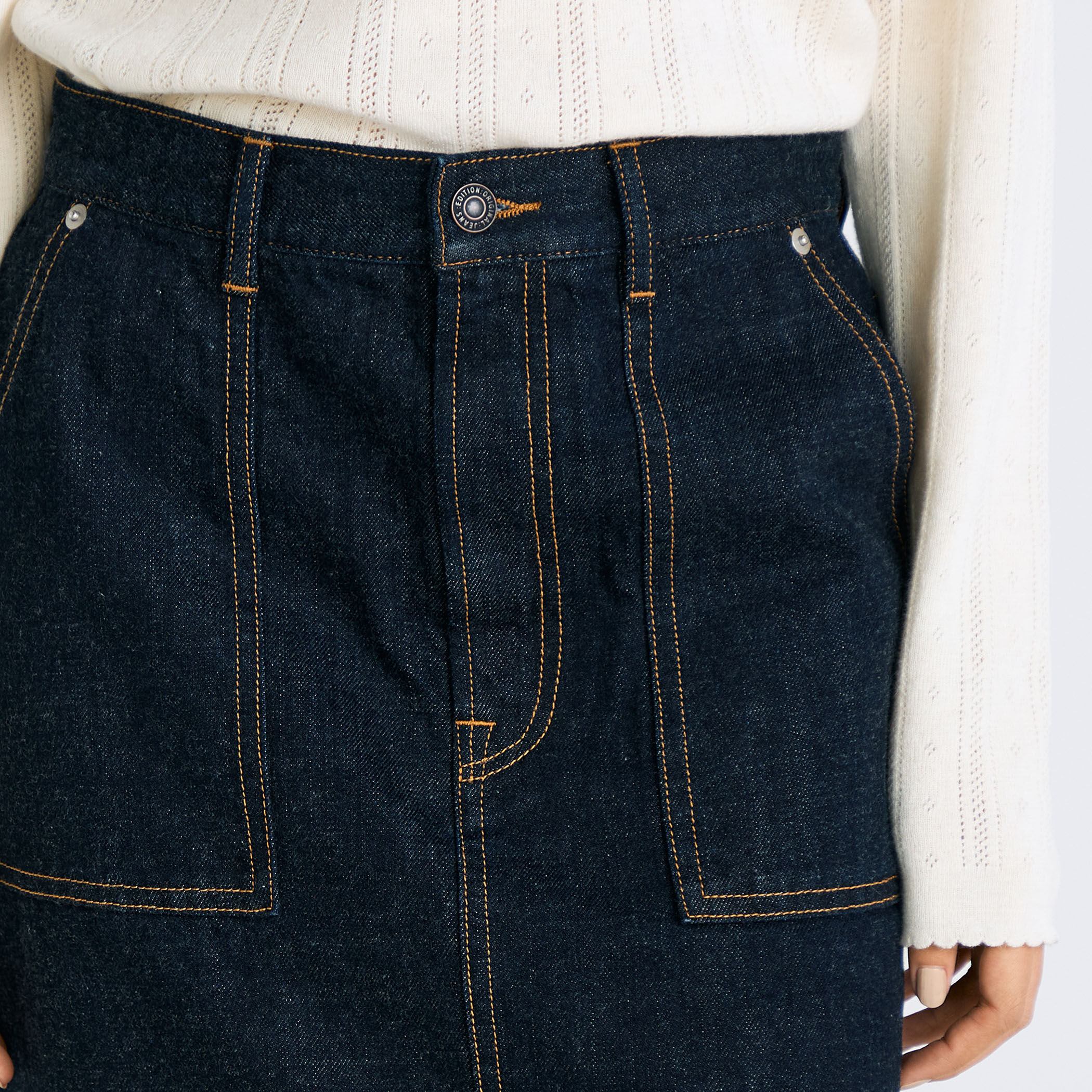 BALMAIN バルマン　ゴールドボタン　ウォッシュドダメージ　デニムスカート BALMAIN バルマン ゴールドボタン ウォッシュドダメージ デニムスカート