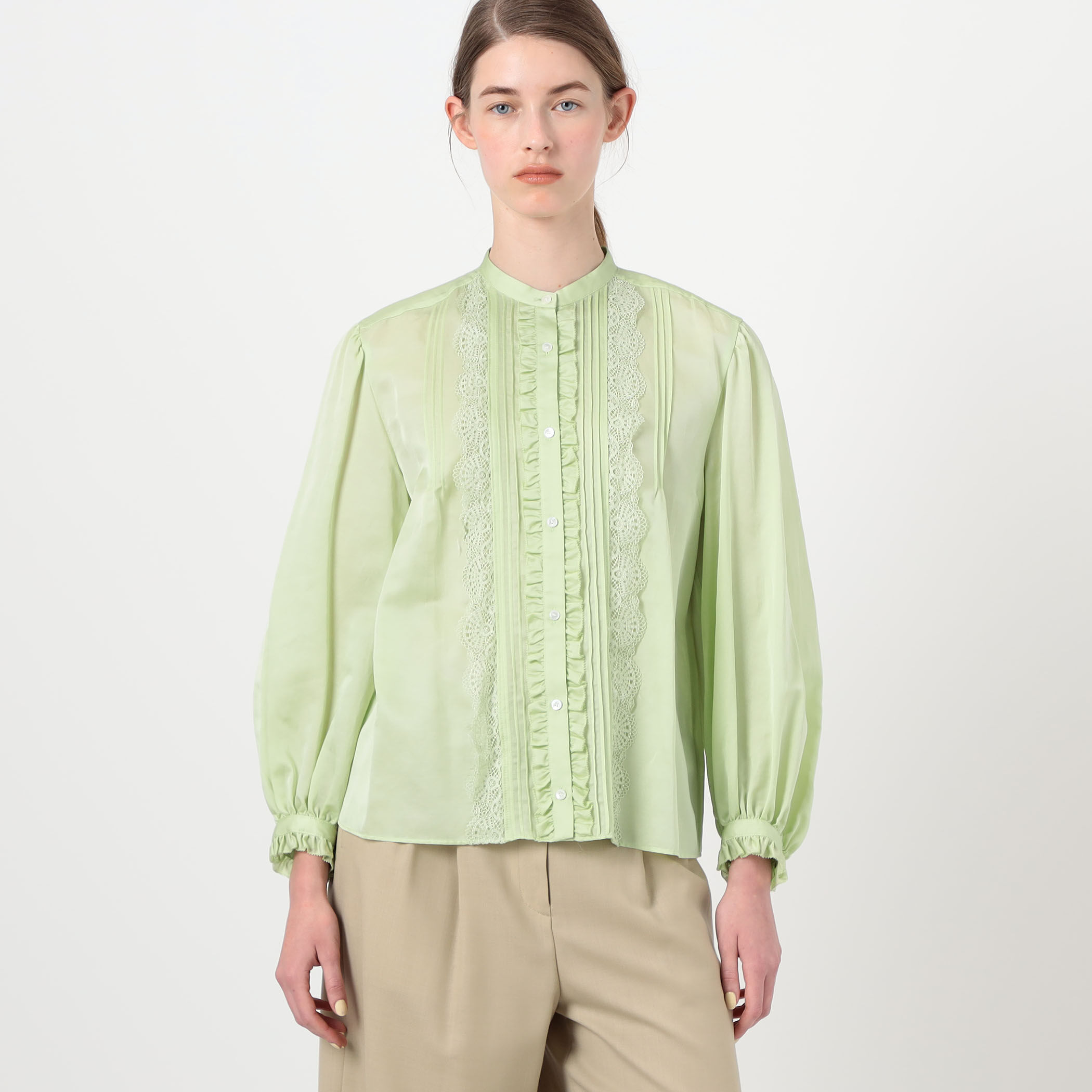 コットンシルクサテン タック＆レースブラウス｜トゥモローランド 公式通販