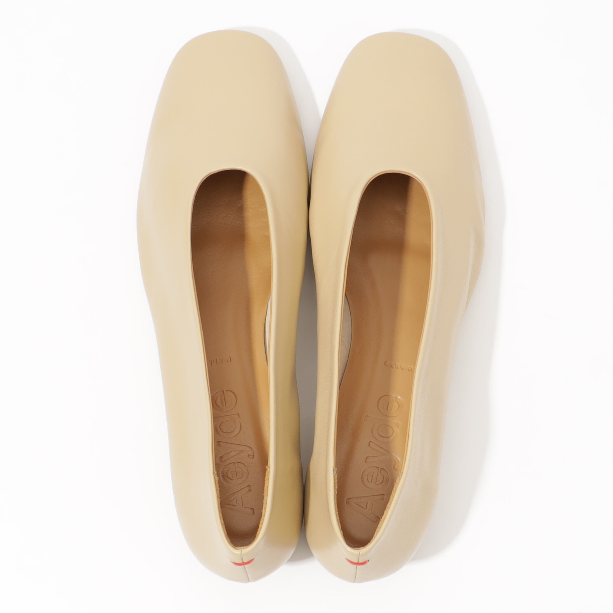 Aeyde DELIA ナッパレザーパンプス｜トゥモローランド 公式通販