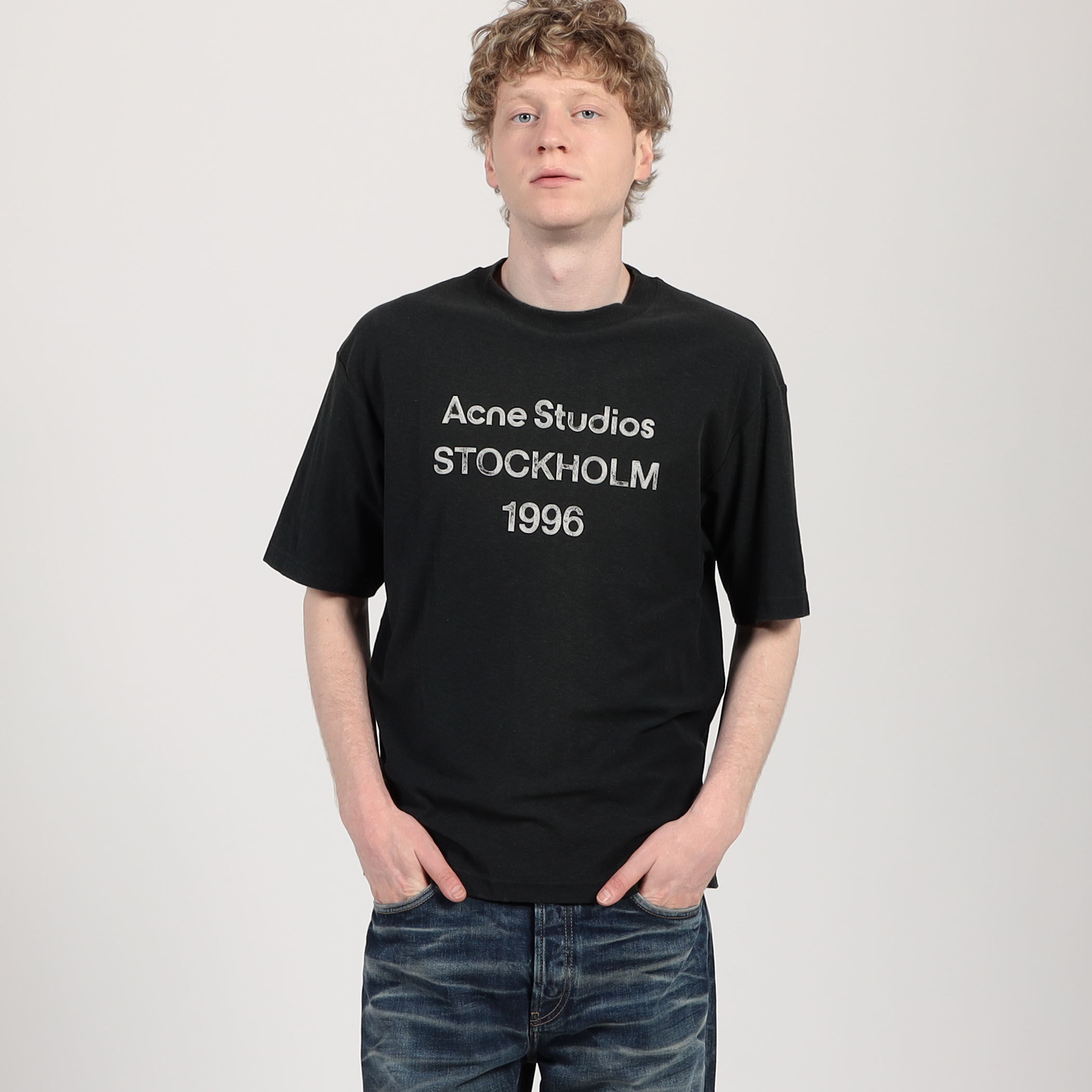 acne studios tシャツ Acne Studios (アクネストゥディオズ) ロゴリブ クルーネック 半袖 T
