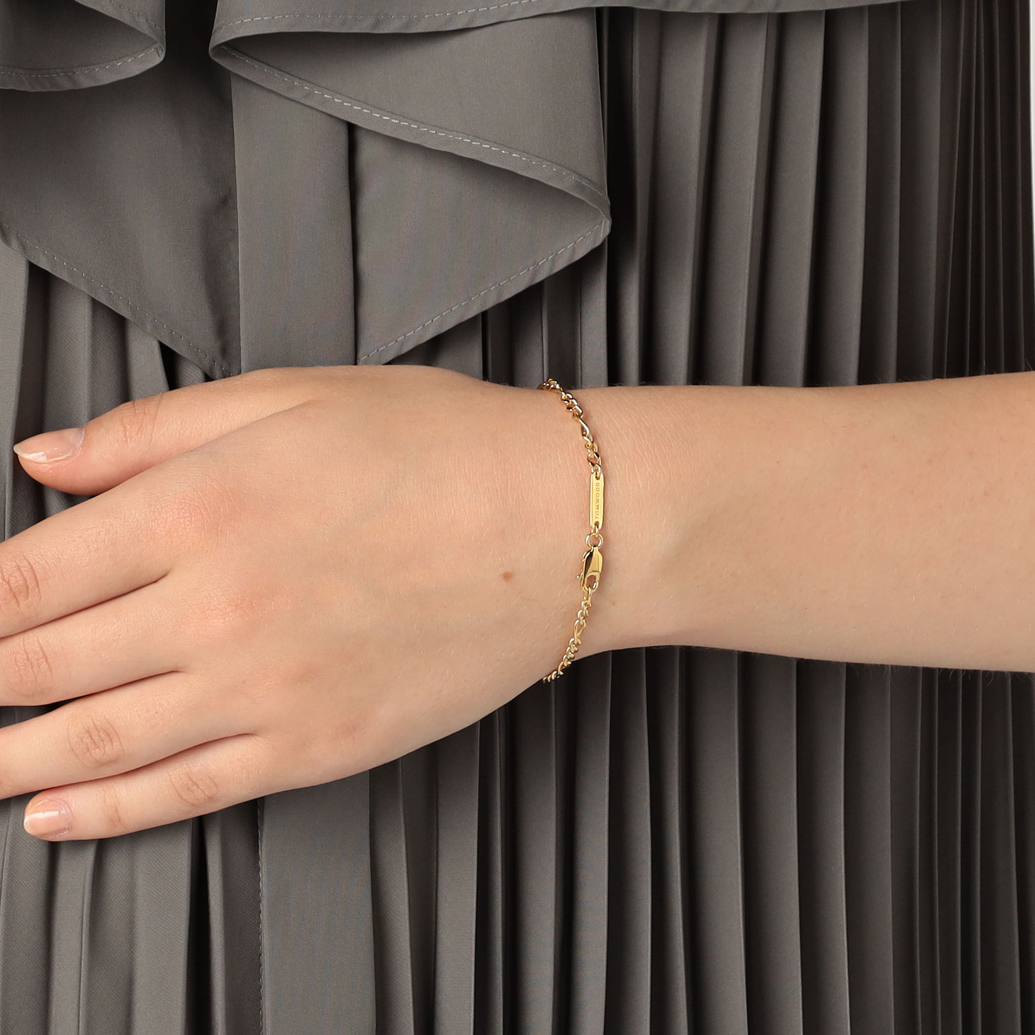 TOM WOOD Bo Bracelet Slim Gold｜トゥモローランド 公式通販
