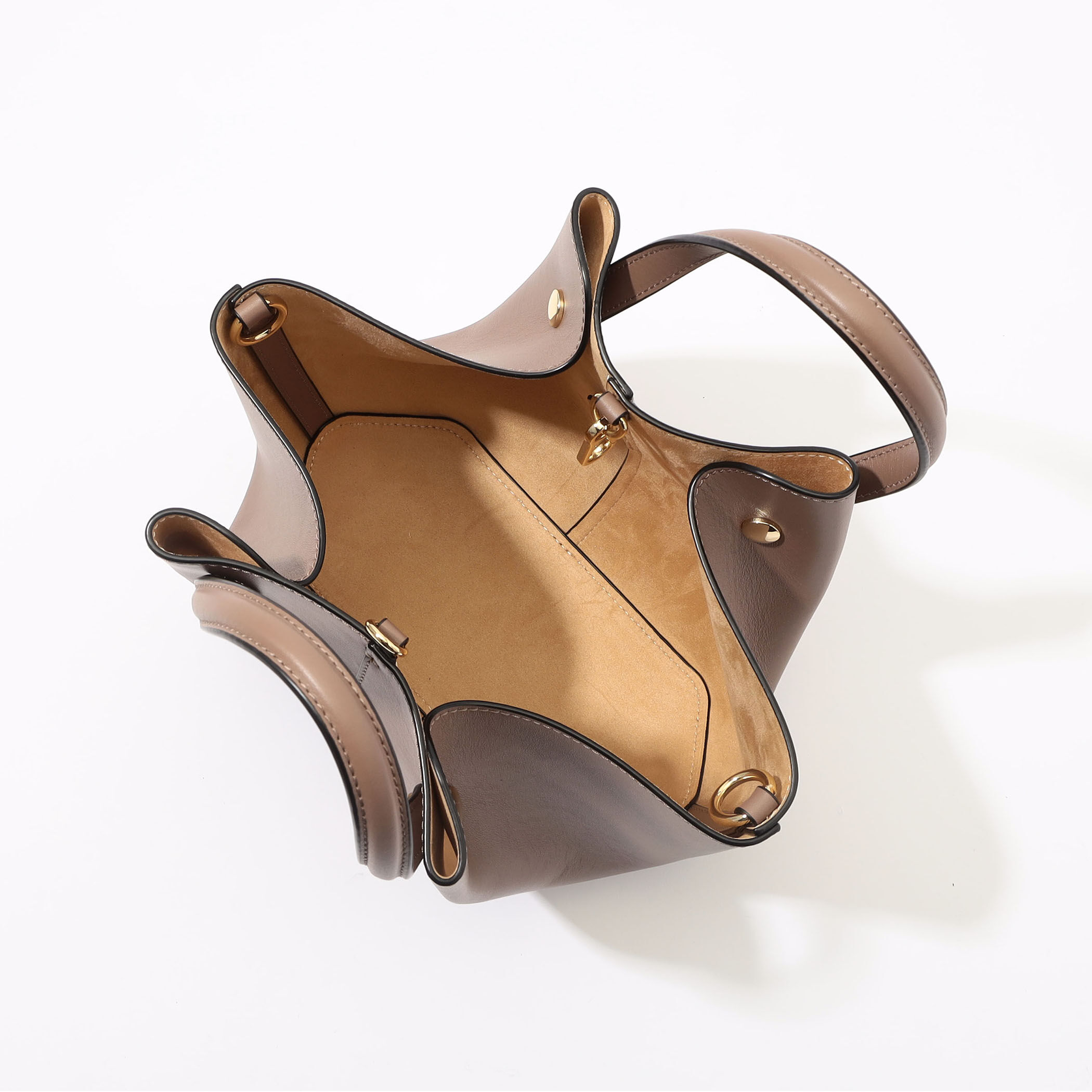Atelier TOMORROWLAND SHELL MINI バッグ｜トゥモローランド 公式サイト
