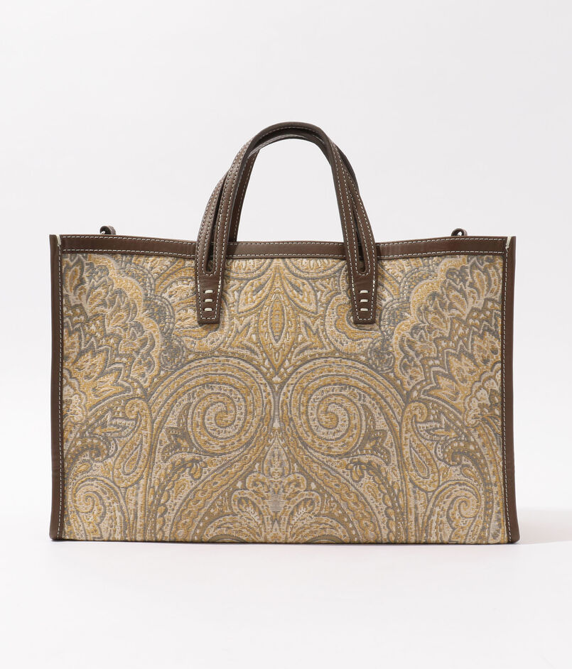 itemee8918a8724a11efa4740242ac  