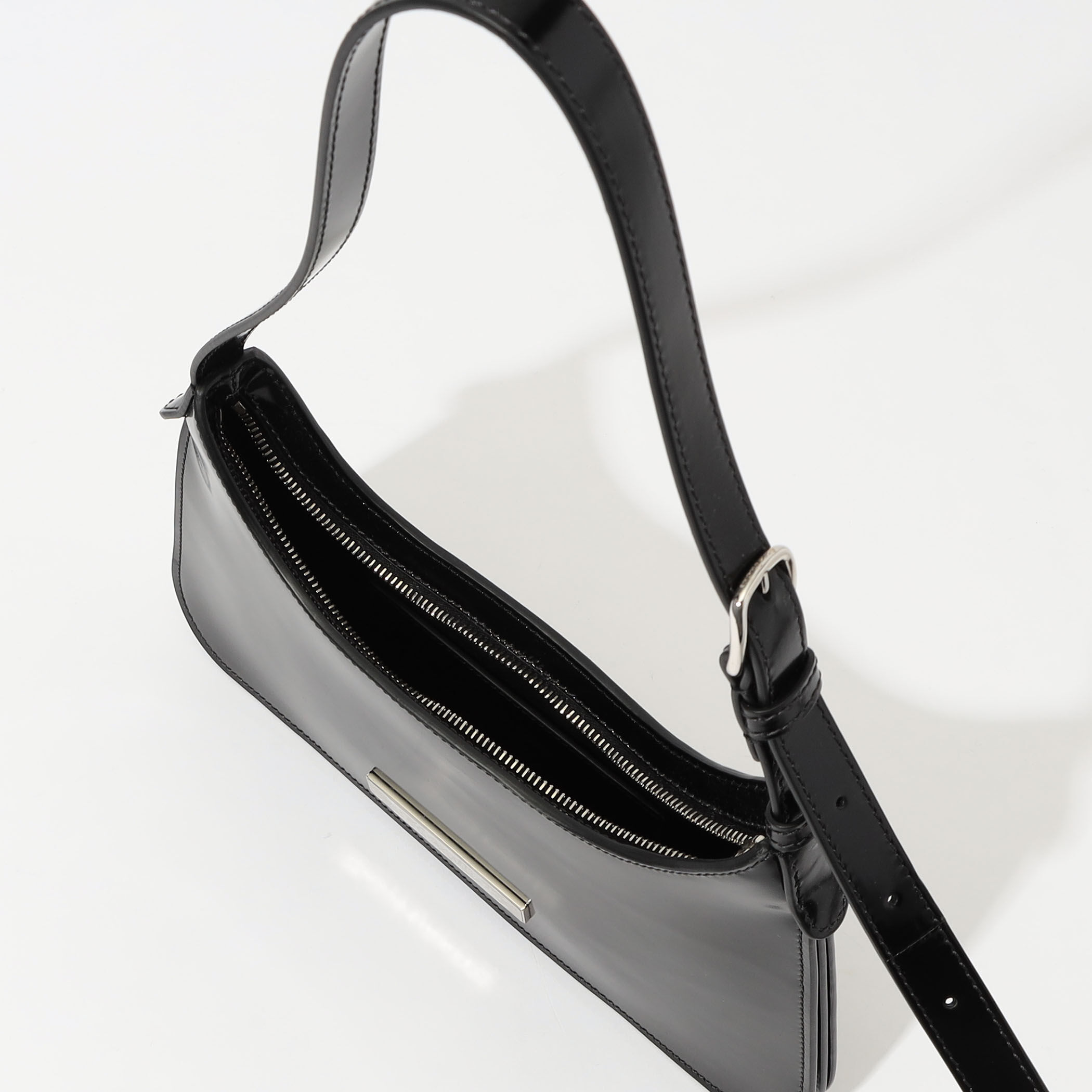 acne ショルダーバッグ Acne Studios(Acne)◇フェイスクロスボディバッグ/ショルダーバッグ