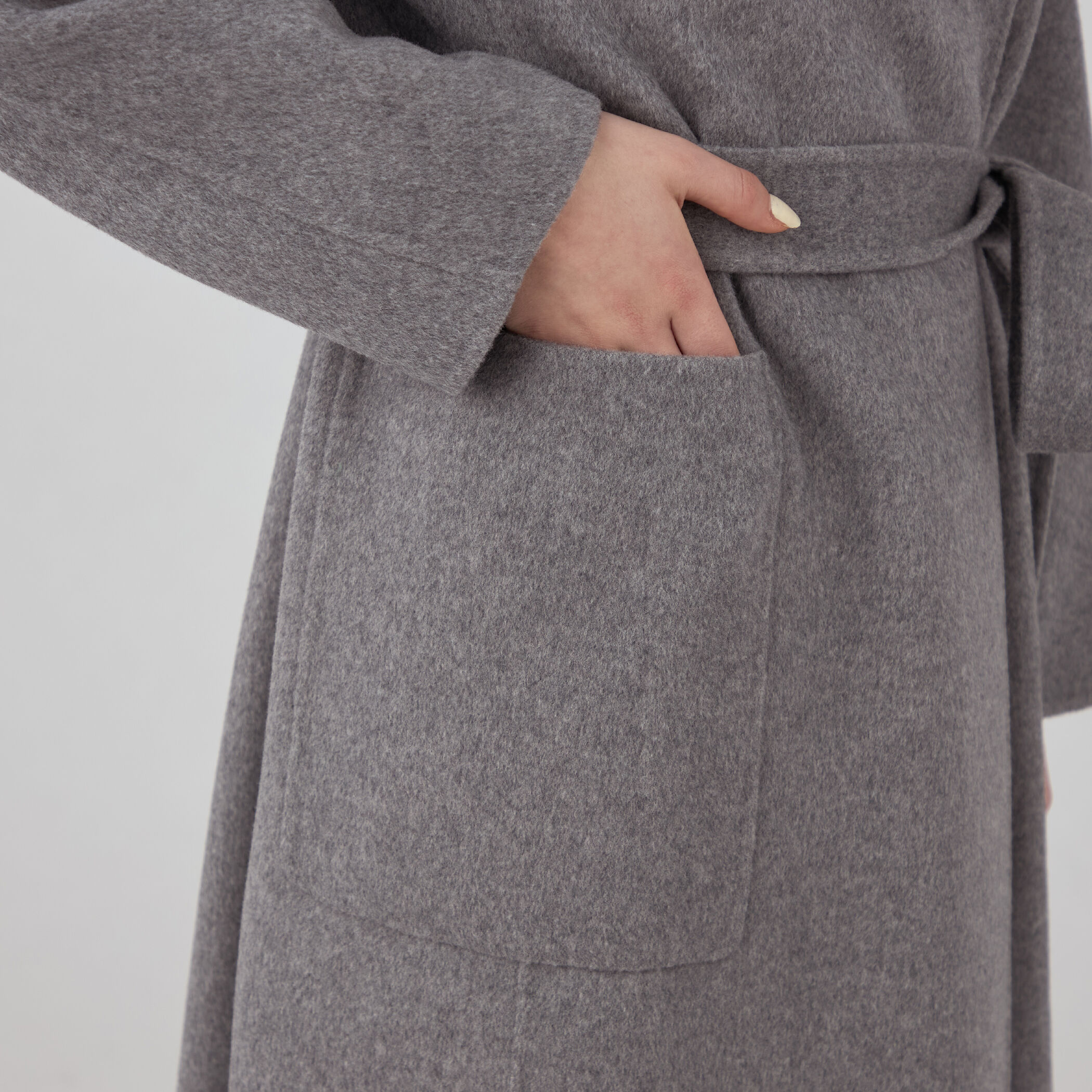 Ballseyグレー　ノーカラーコート TOMMOROW LAND プレミアムウールリバー ノーカラーコート｜トゥモローランド