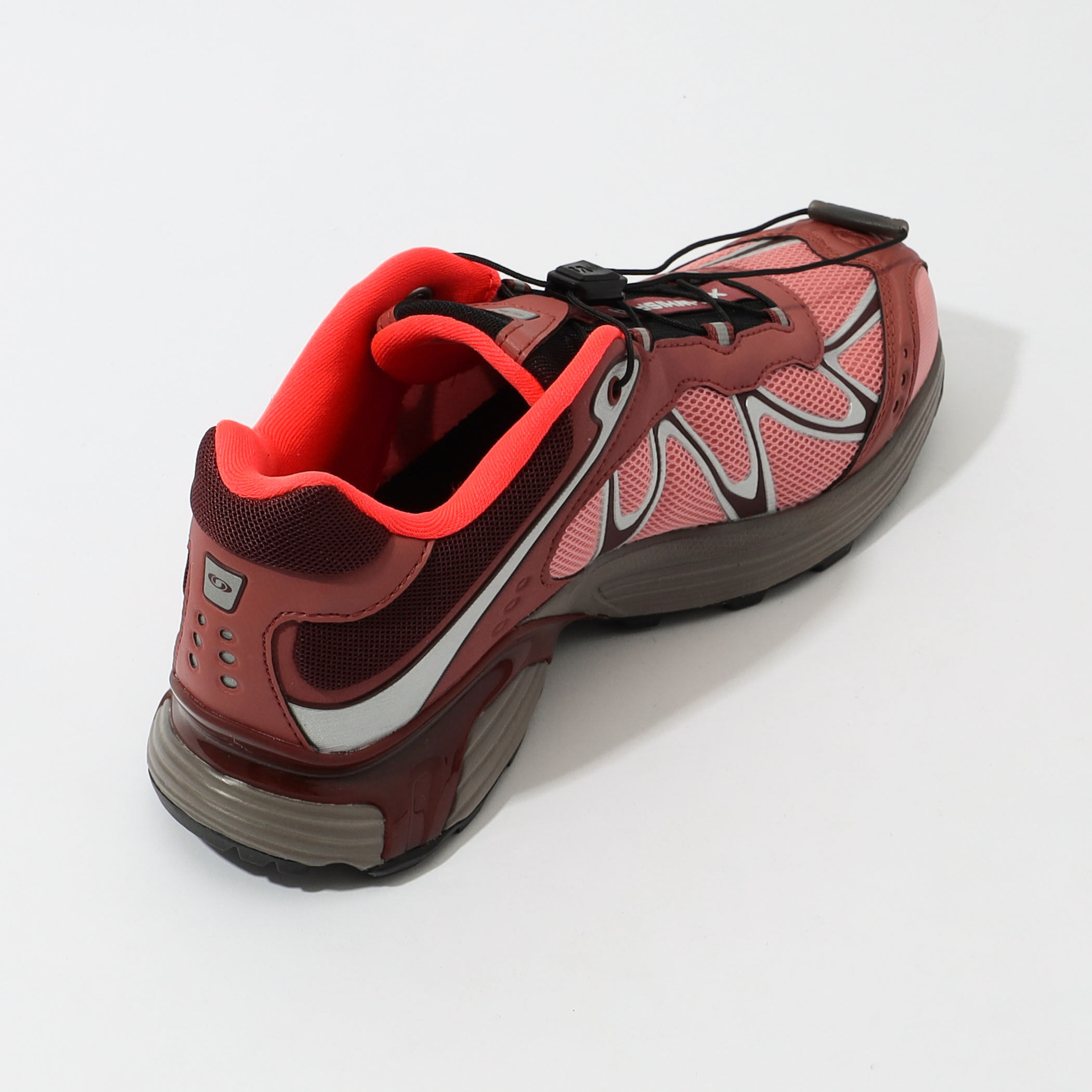 SALOMON ADVANCED XT-WHISPER｜トゥモローランド 公式サイト