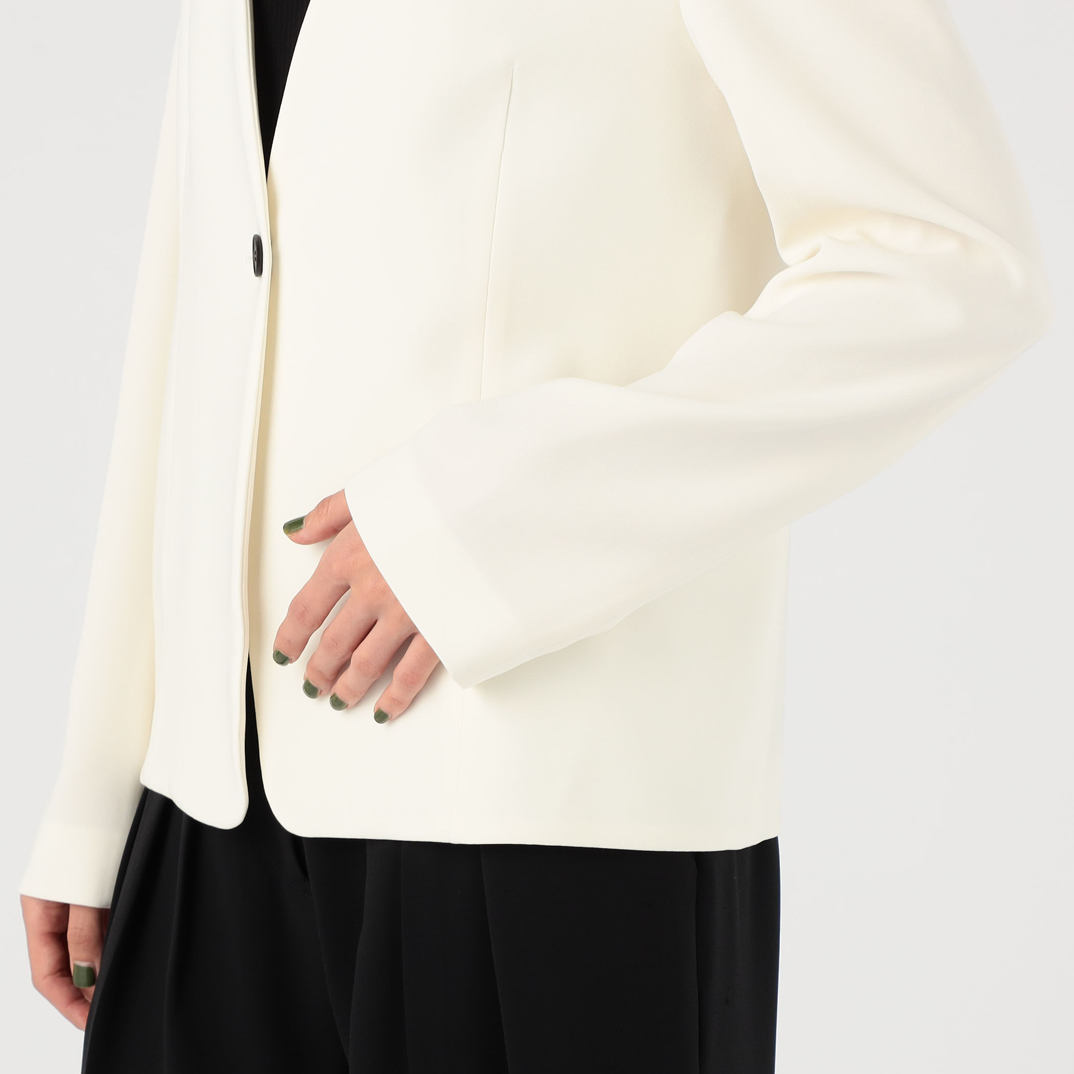 ライトダブルクロス ノーカラージャケット｜トゥモローランド 公式通販