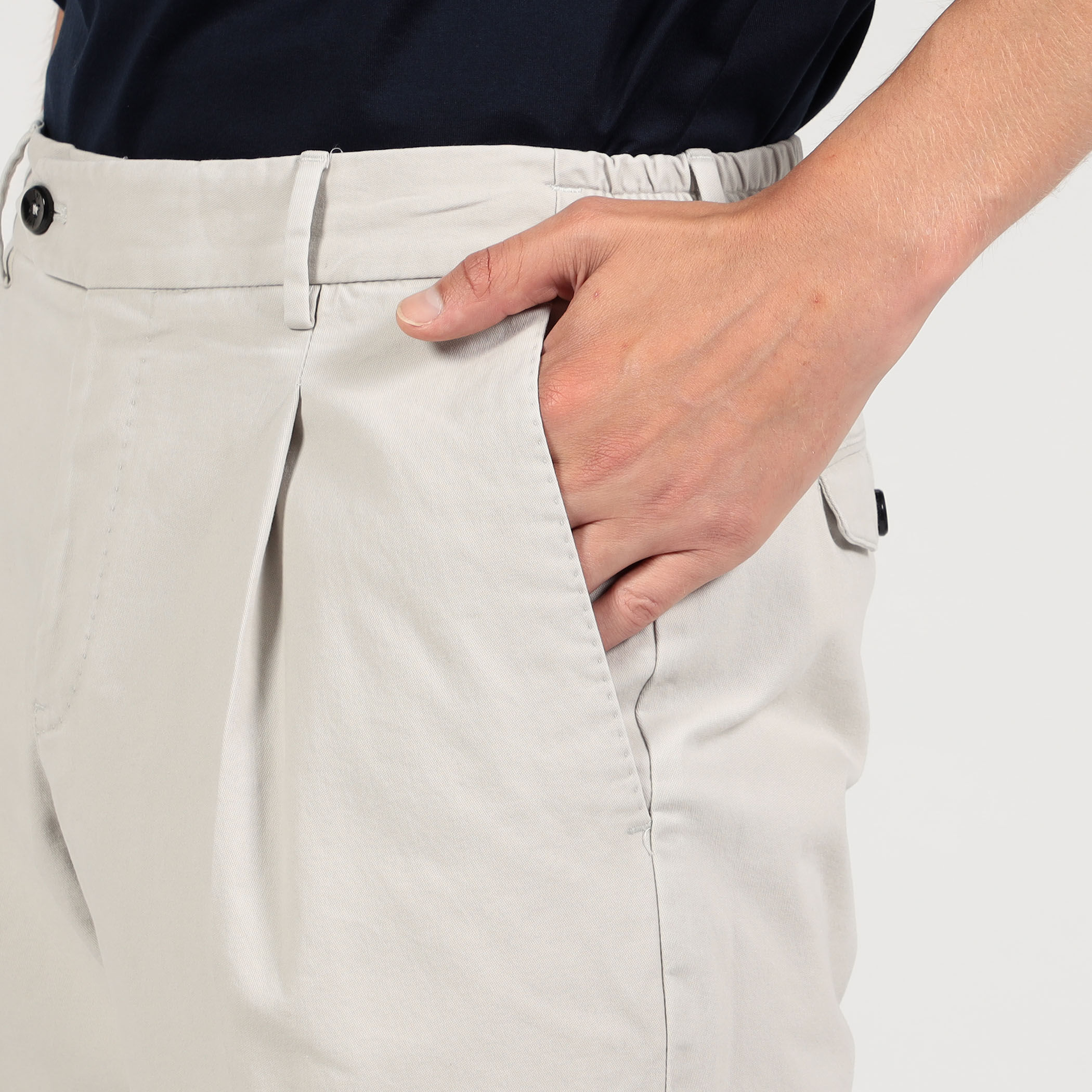 PT TORINO/ストレッチチノショーツ/ネイビー/48 PT TORINO - BERMUDA CARGO コットンストレッチ カーゴ ショーツ