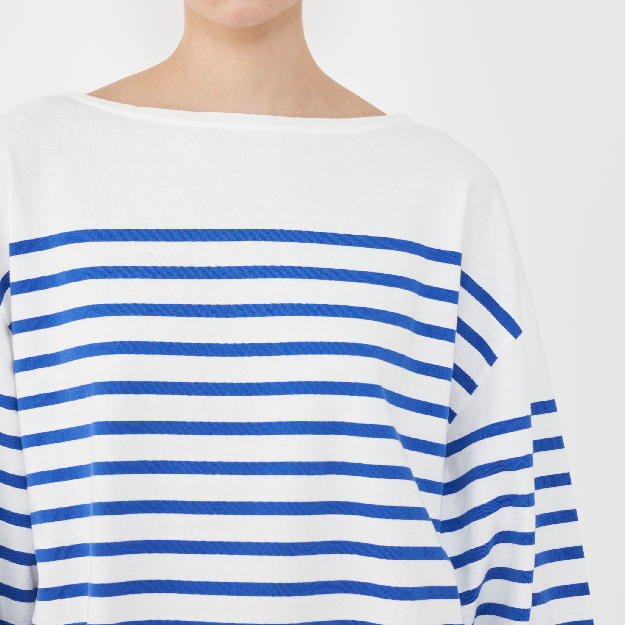 □ドライコットン オーバーサイズドプルオーバー｜トゥモローランド