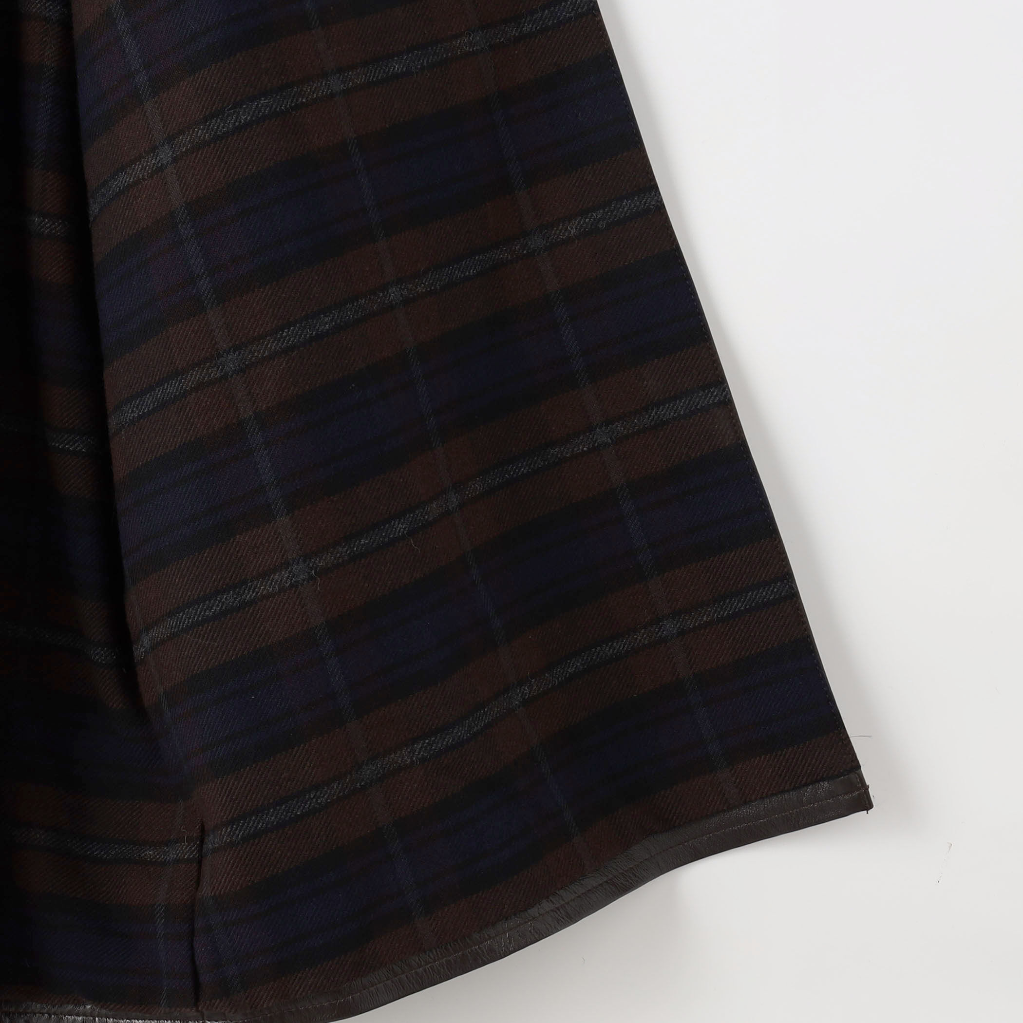 トゥモローランド コート 紺 赤チェック パテントレザー ステンカラーコート|トゥモローランド 公式通販