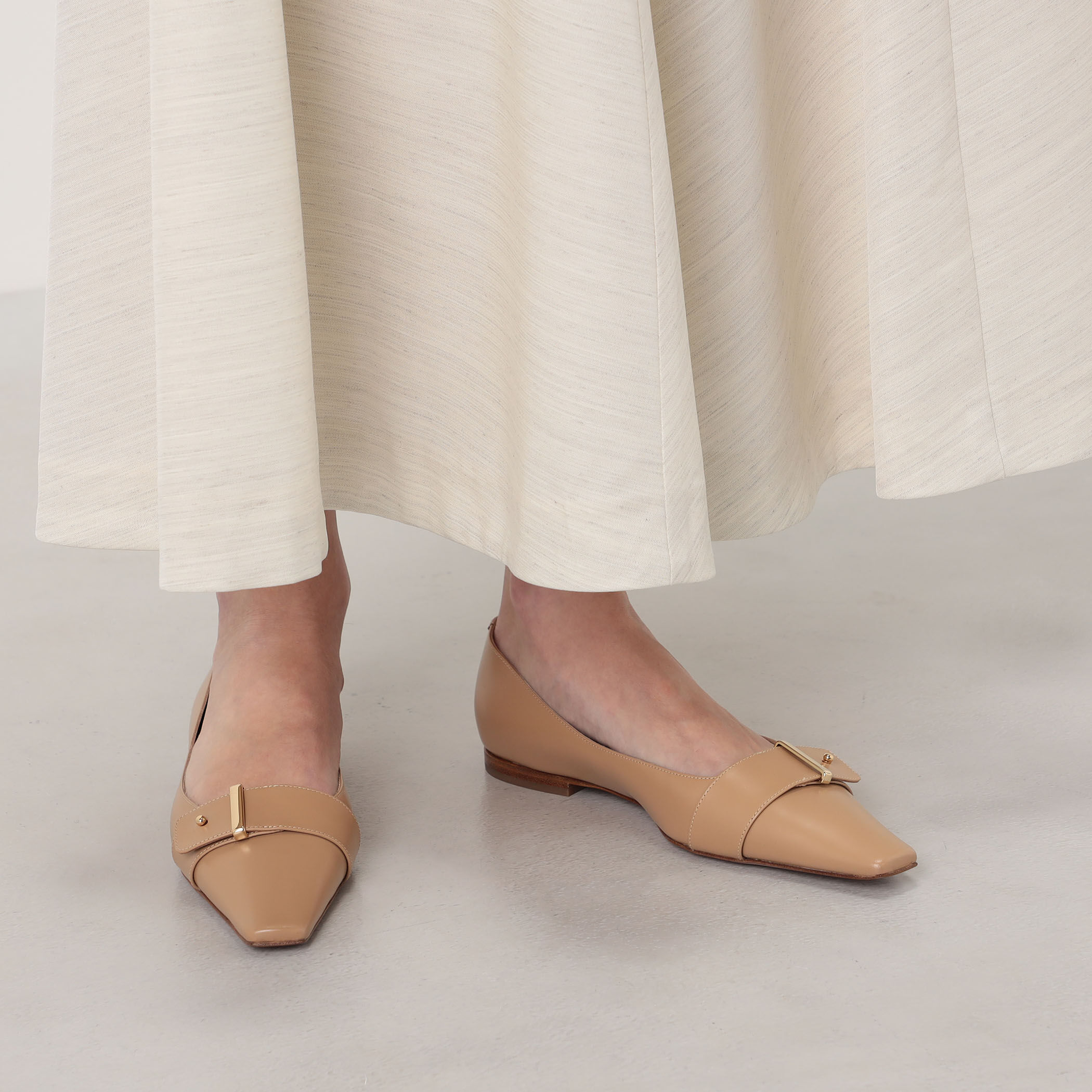PELLICO FLAT MULE フラットシューズ｜トゥモローランド 公式サイト