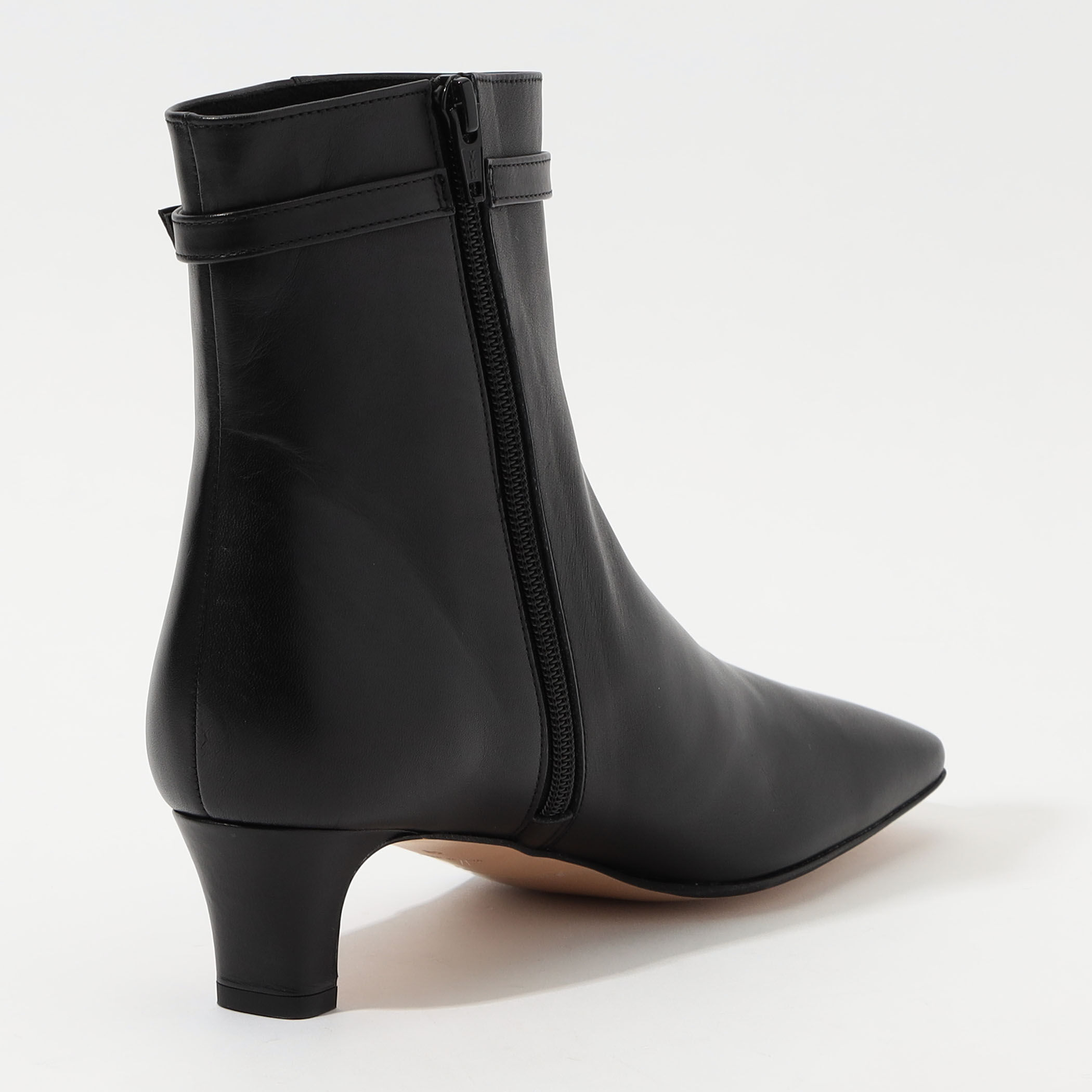 TOMORROWLAND ベルトバックル ショートブーツ｜トゥモローランド 公式通販